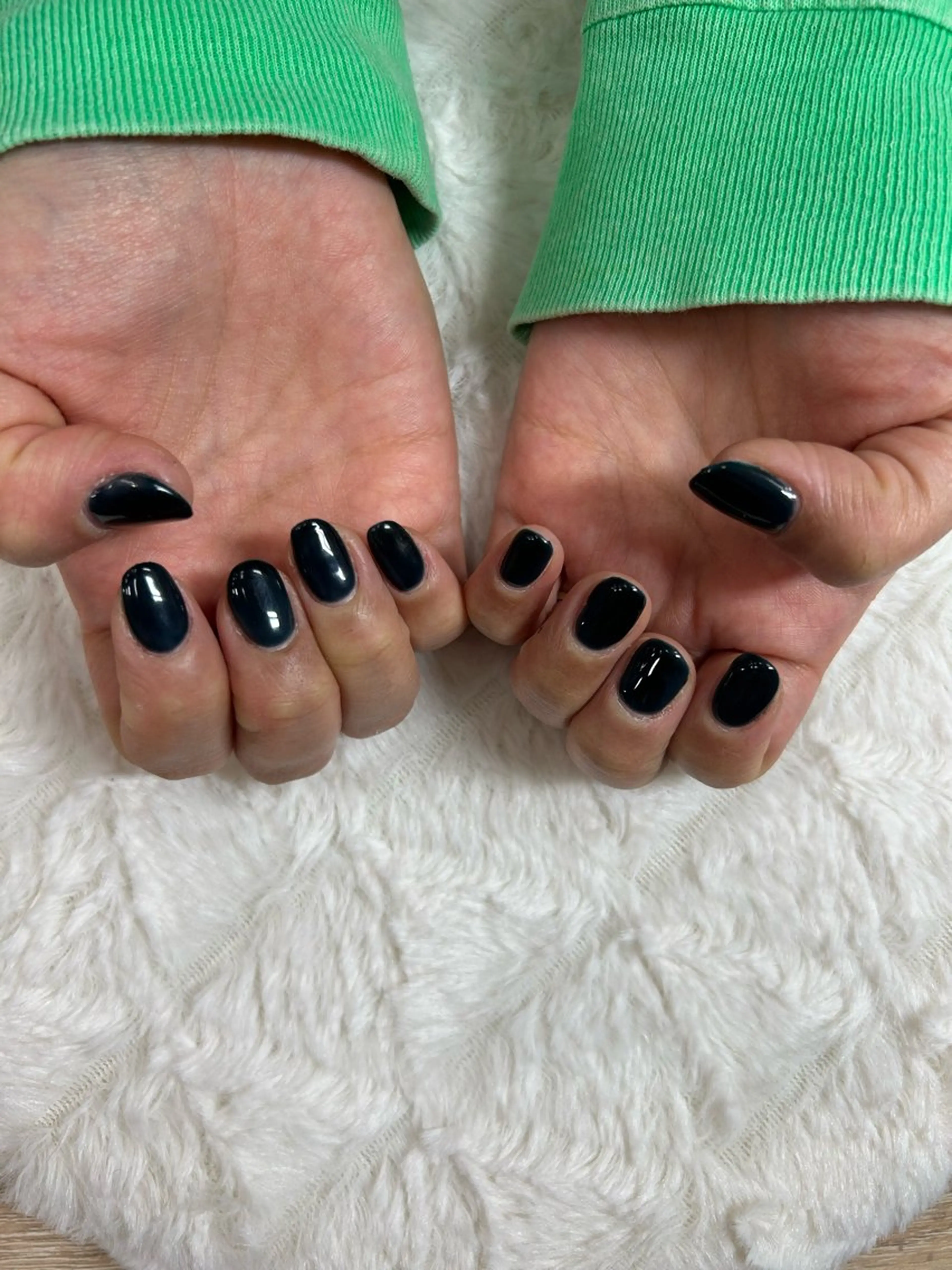 ネイル ネイルサロンエーナインイオン東根店所属・り りのネイルデザイン