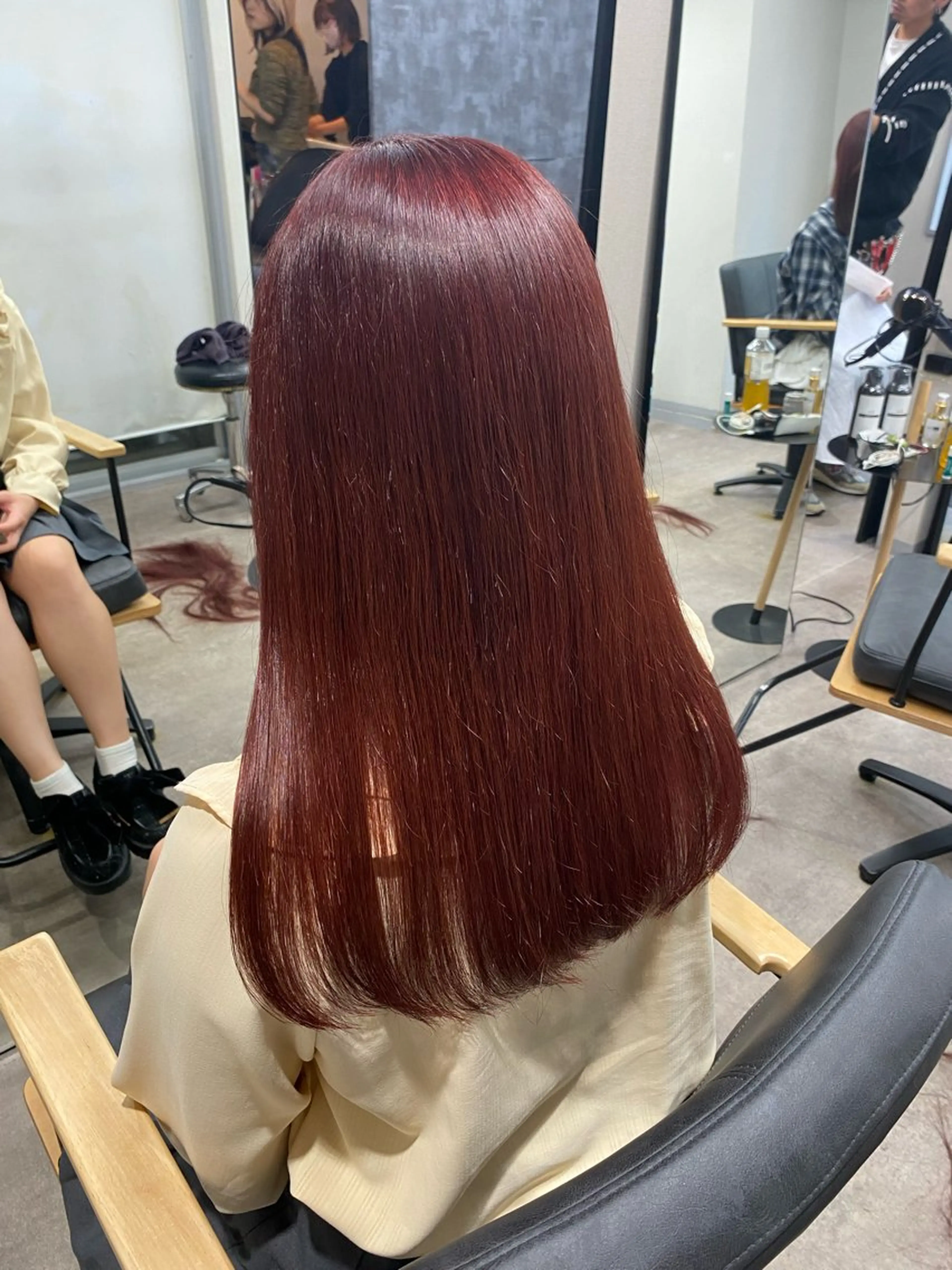 【12月限定🎄】ワンカラー＋フルカットモデル🎀艶出しトリートメント付き🌟詳細確認をお願い致しますの写真