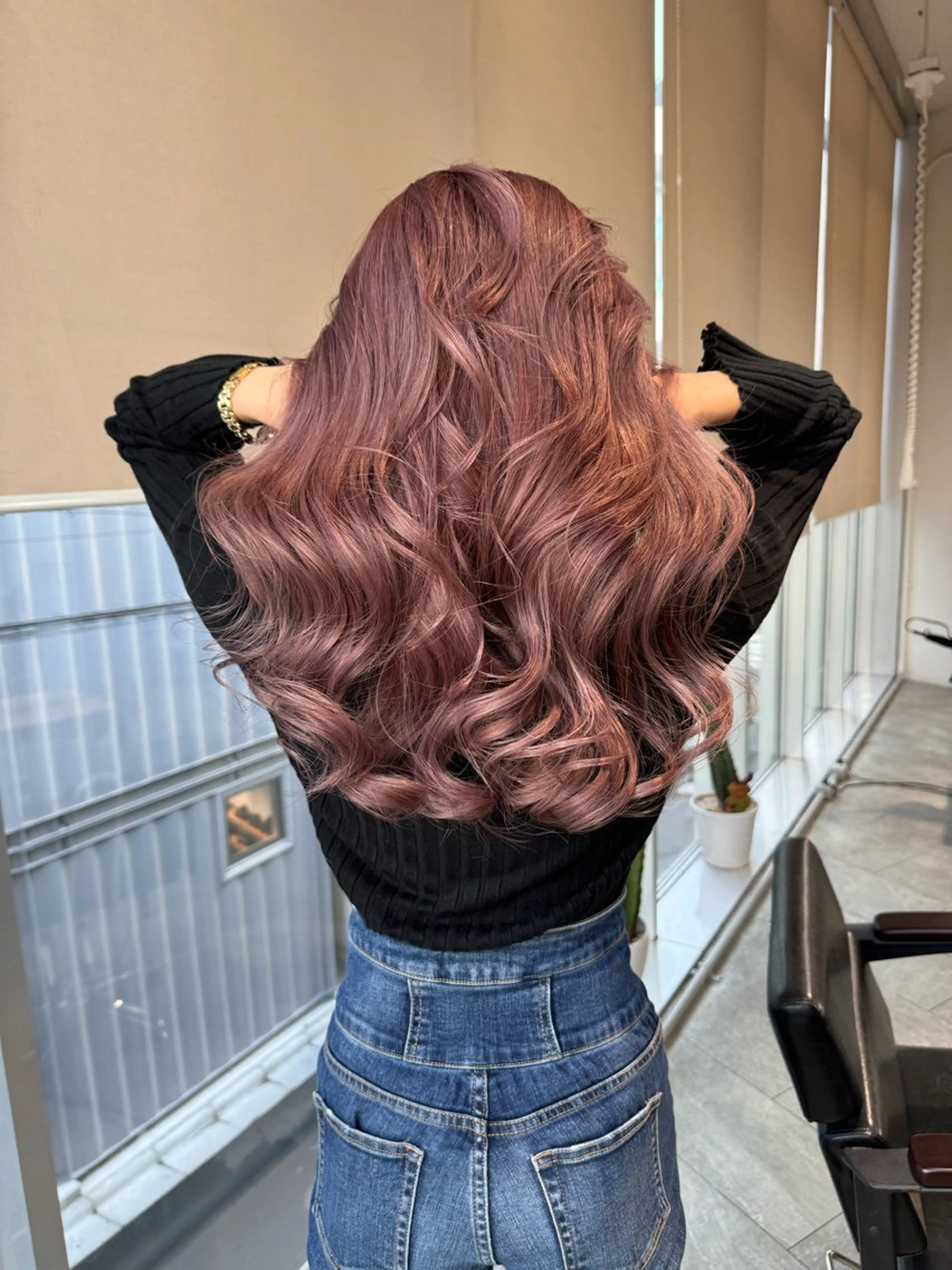 ロング カラー カット ヘアカラー トリートメント ヘアセット 💜ハイトーン💛 マジカルかいちゃんのヘアスタイル