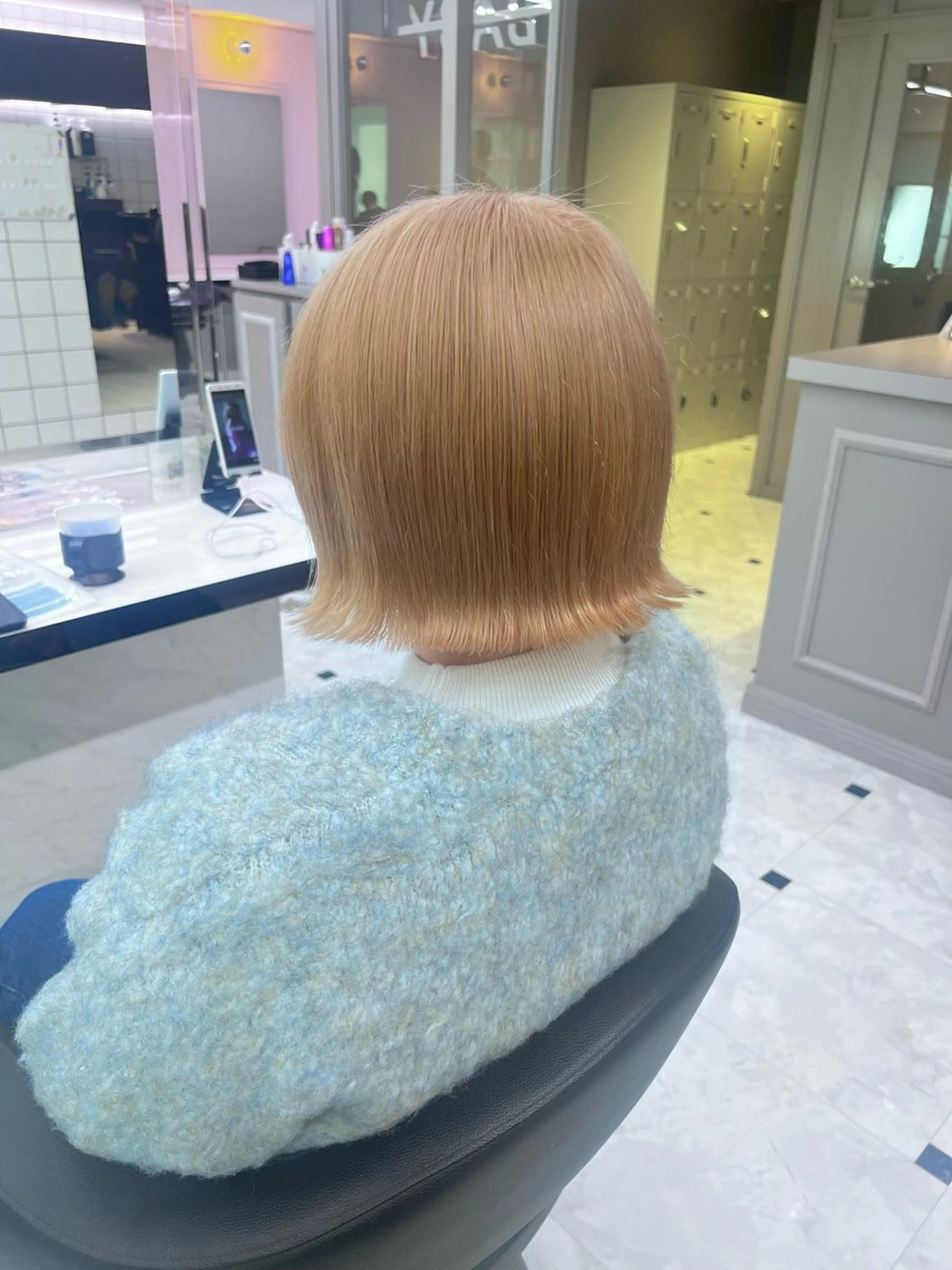 ミディアム カラー ヘアアレンジ ベージュカラー ミルクティーベージュ 💕上野美容師☁ ブリーチ💖サワのヘアスタイル