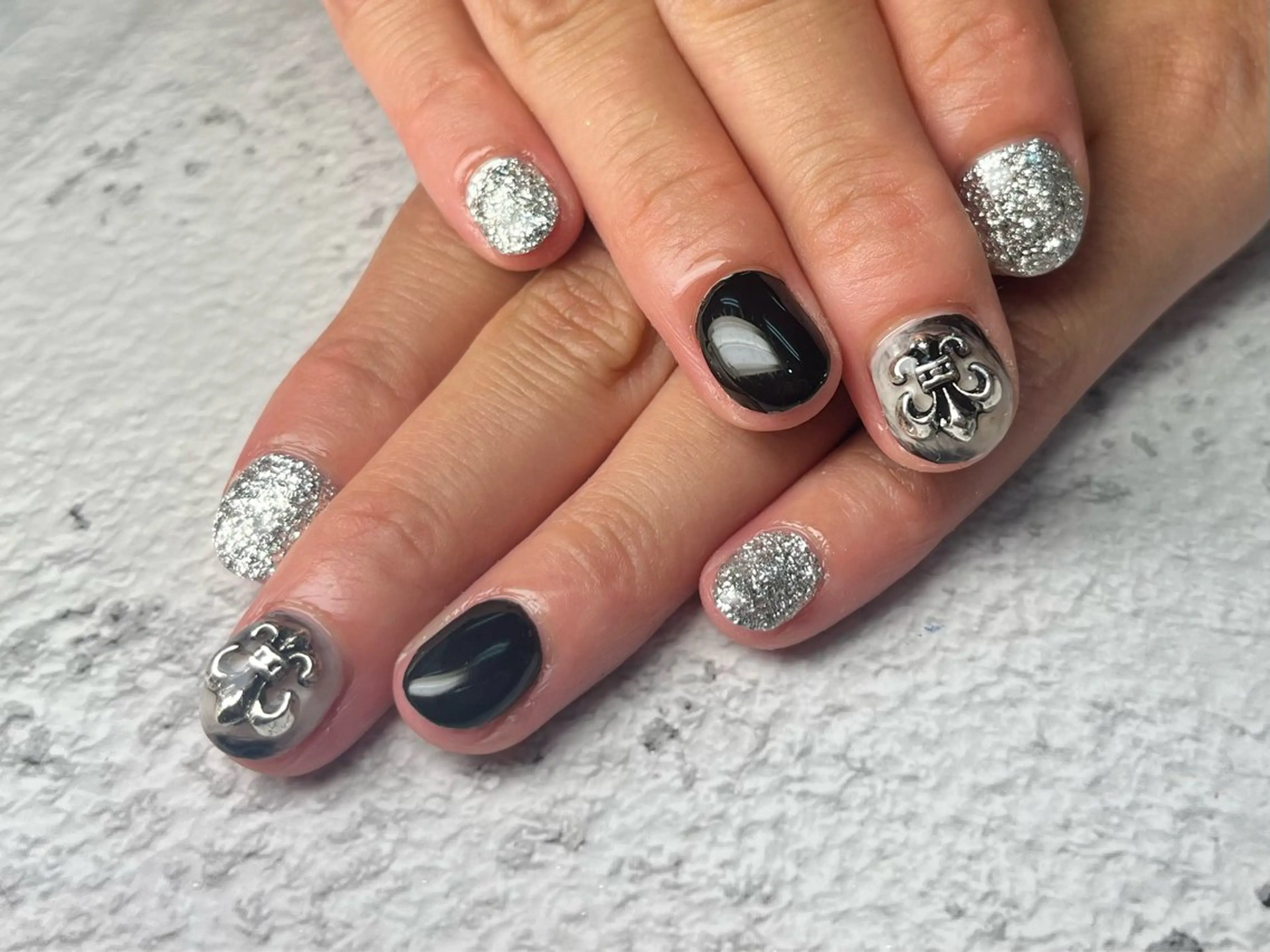 ネイル Queen nail 北堀江 ASUKAのネイルデザイン