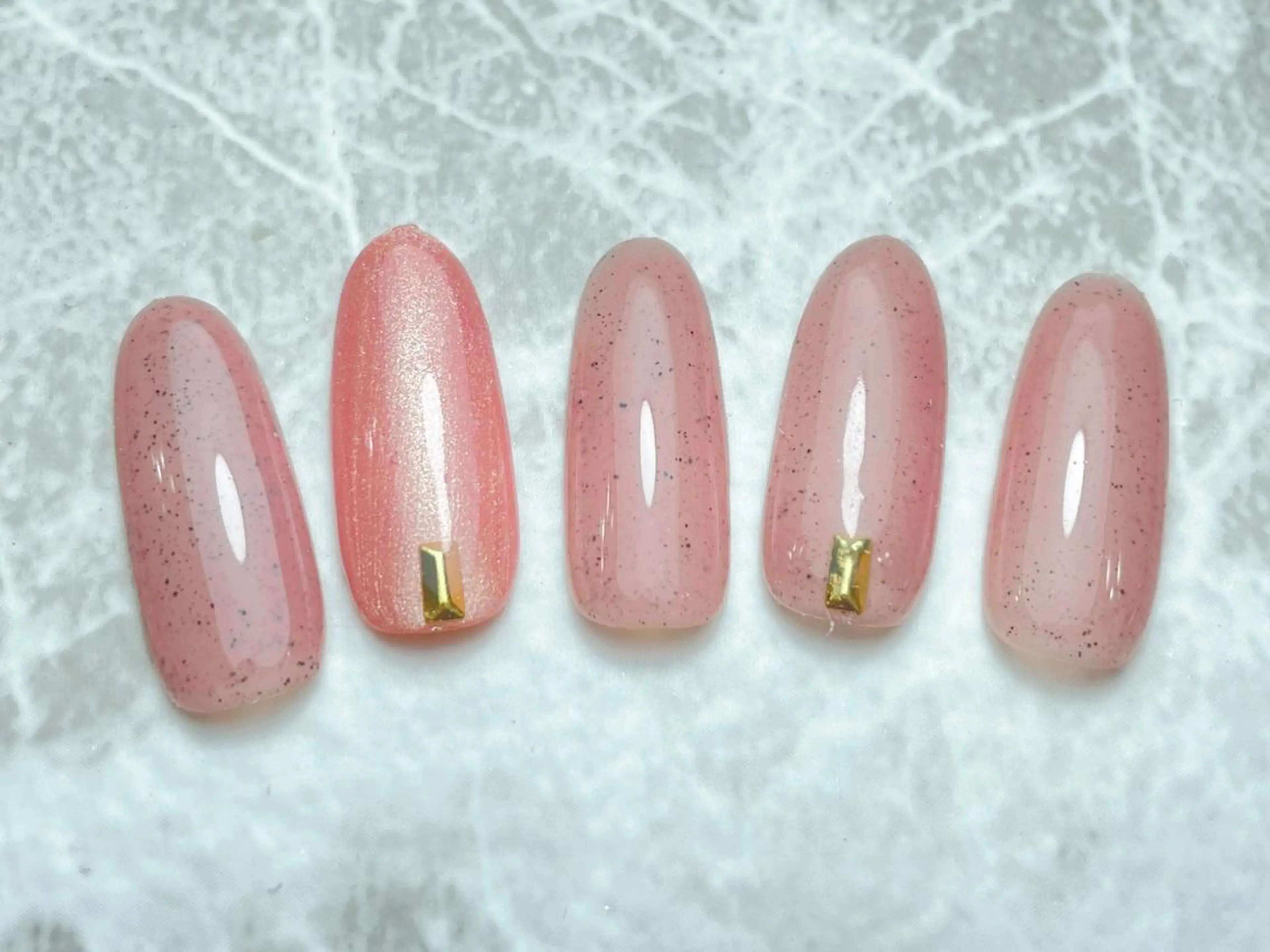 ネイル ハンドネイル マジックミラー所属・マジック ミラーのネイルデザイン