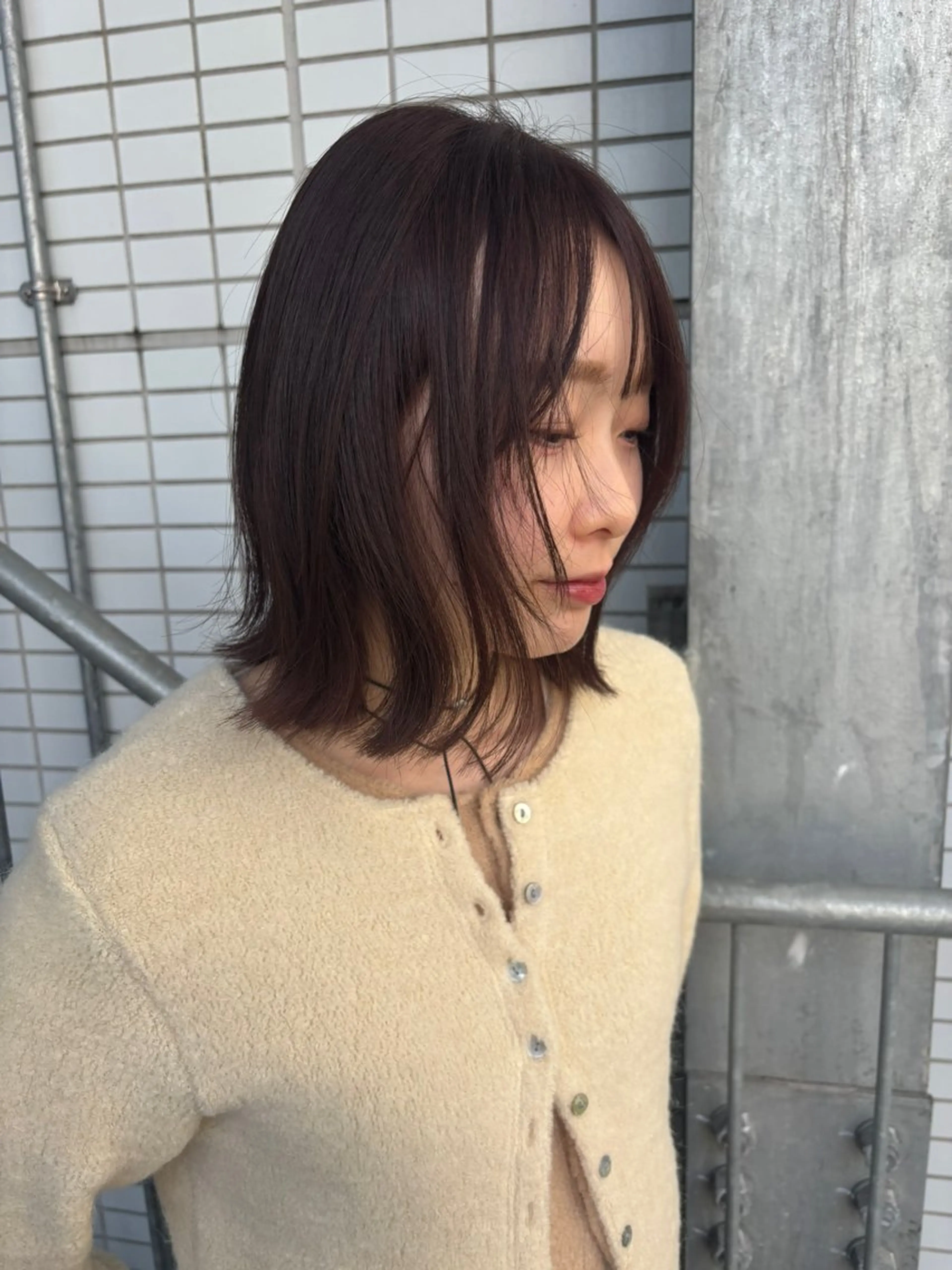 ミディアム カラー グレージュ ラベンダーカラー ラベンダーグレージュ ラベンダーグレー カット ヘアカラー ゆい/パーマ/レイヤ ー/似合わせカラーのヘアスタイル