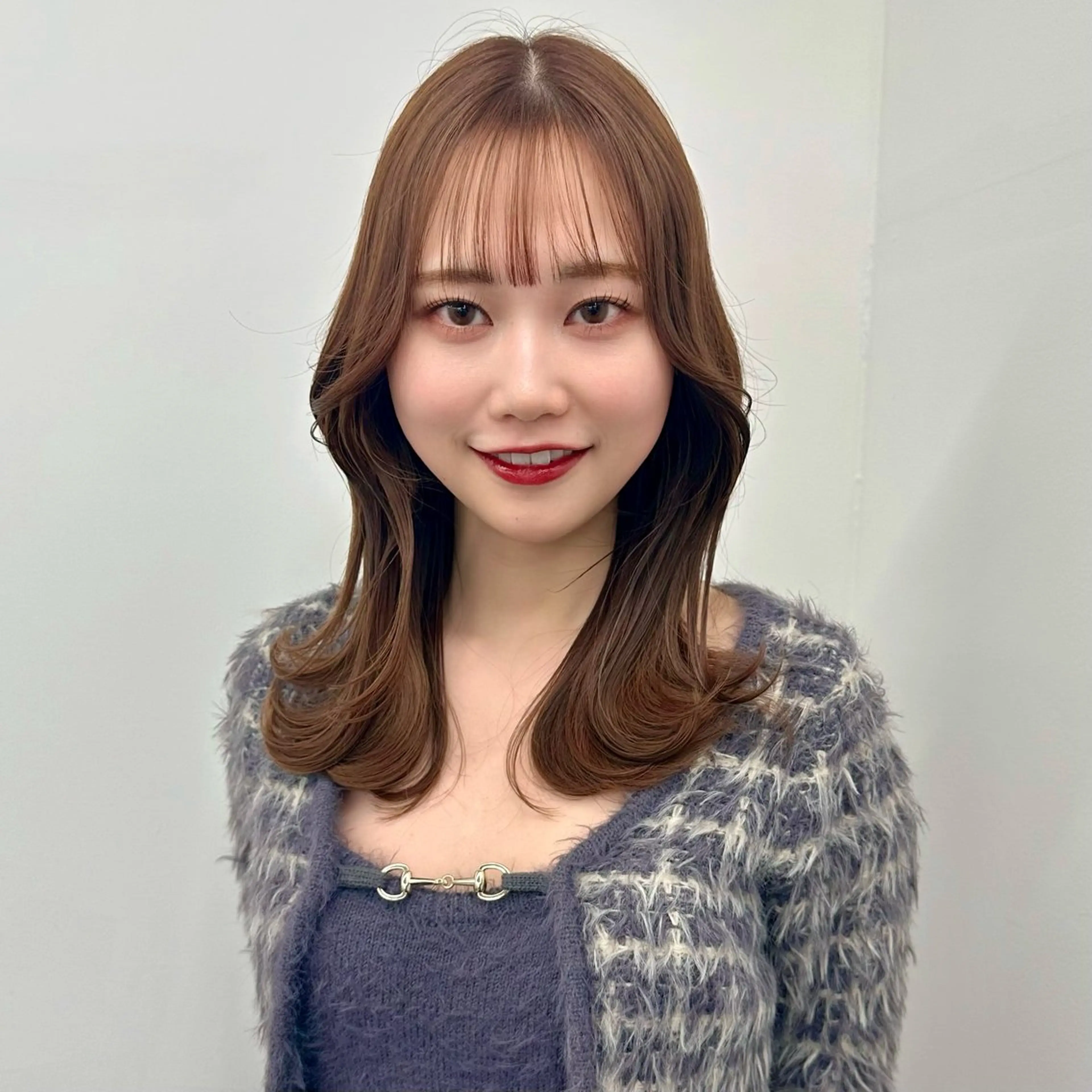 ミディアム カラー カット ヘアカラー トリートメント ブリーチなし/レイヤ ー特化🌈Tommyのヘアスタイル