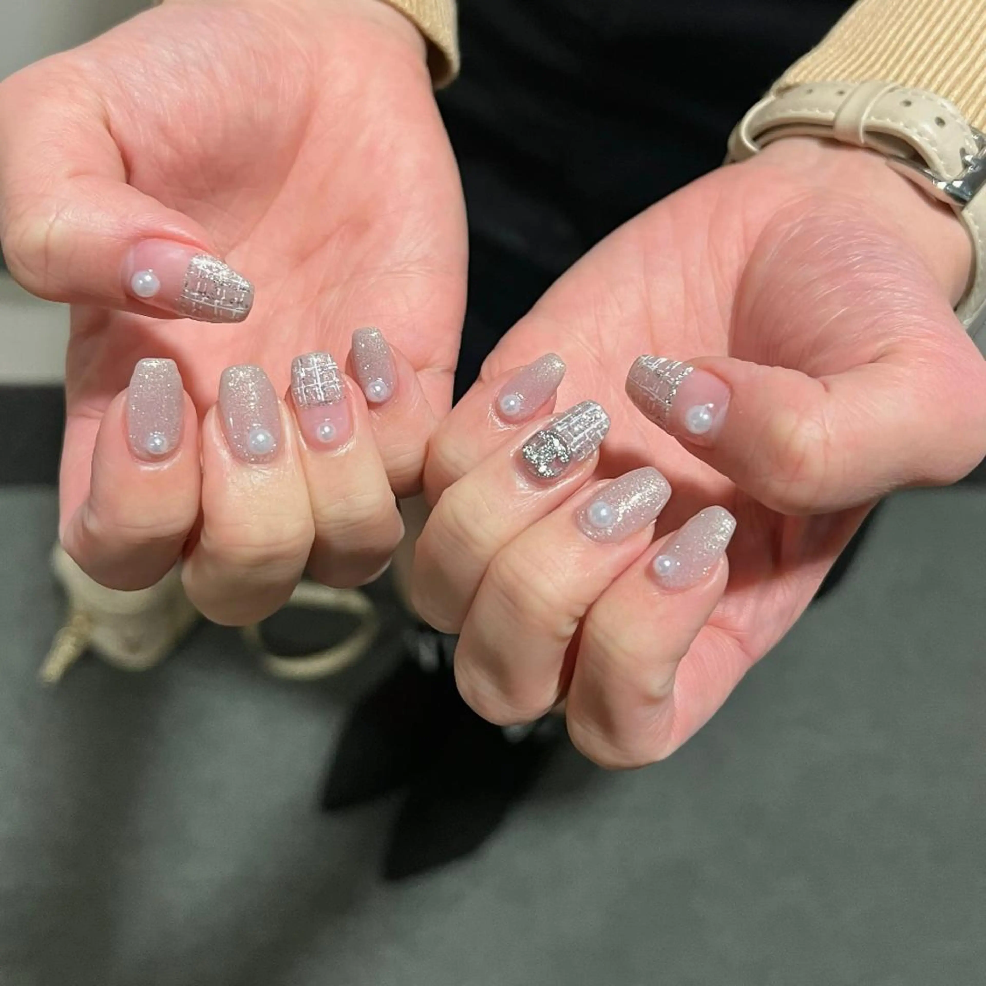 ネイル オーロラネイル フットネイル フレンチネイル ジェルネイル 韓国ネイル ハンドネイル ハンドケア 【ENサロン】 Rei🎀Nailのネイルデザイン