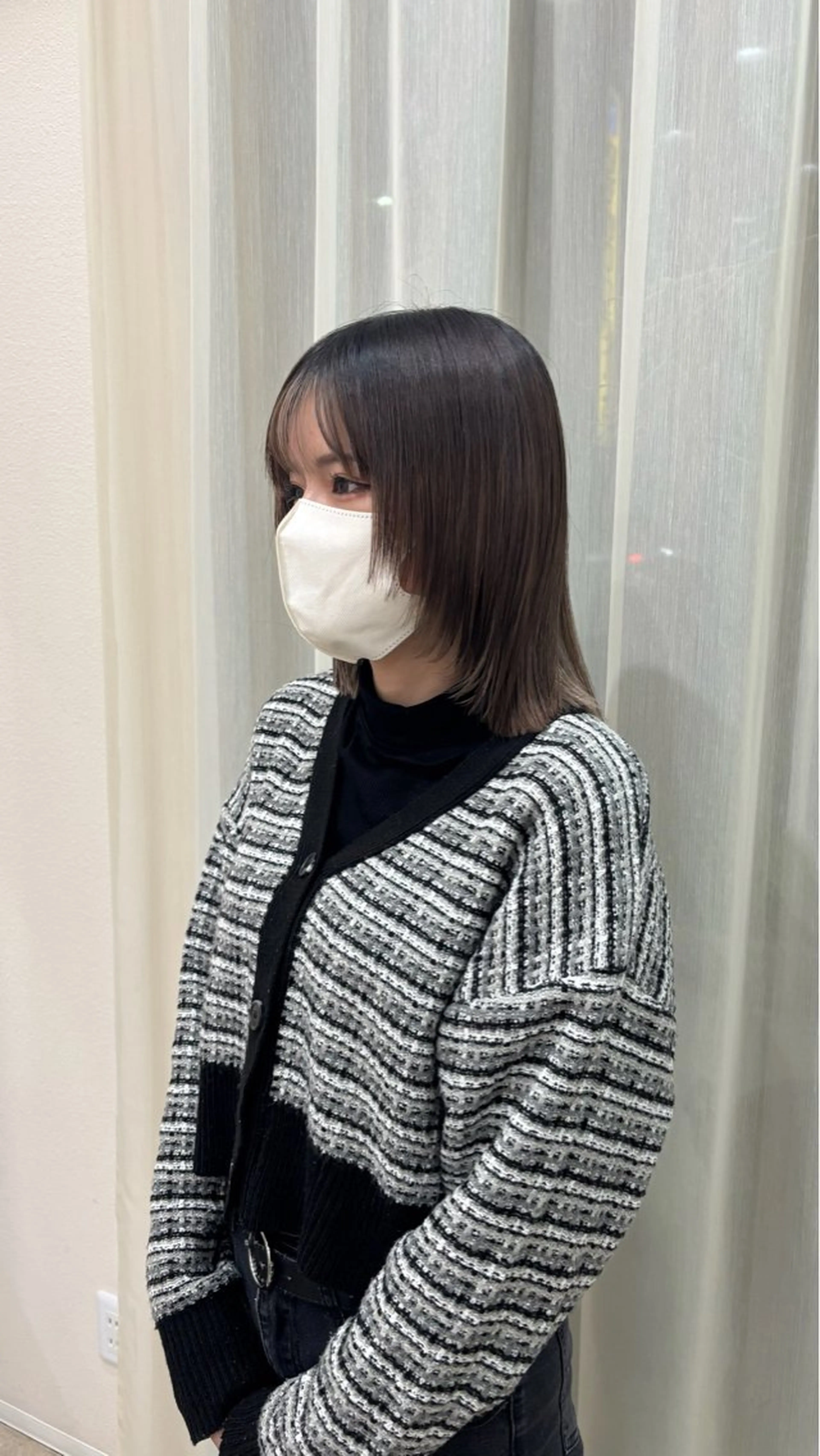ミディアム カット 能勢 莉里花のヘアスタイル