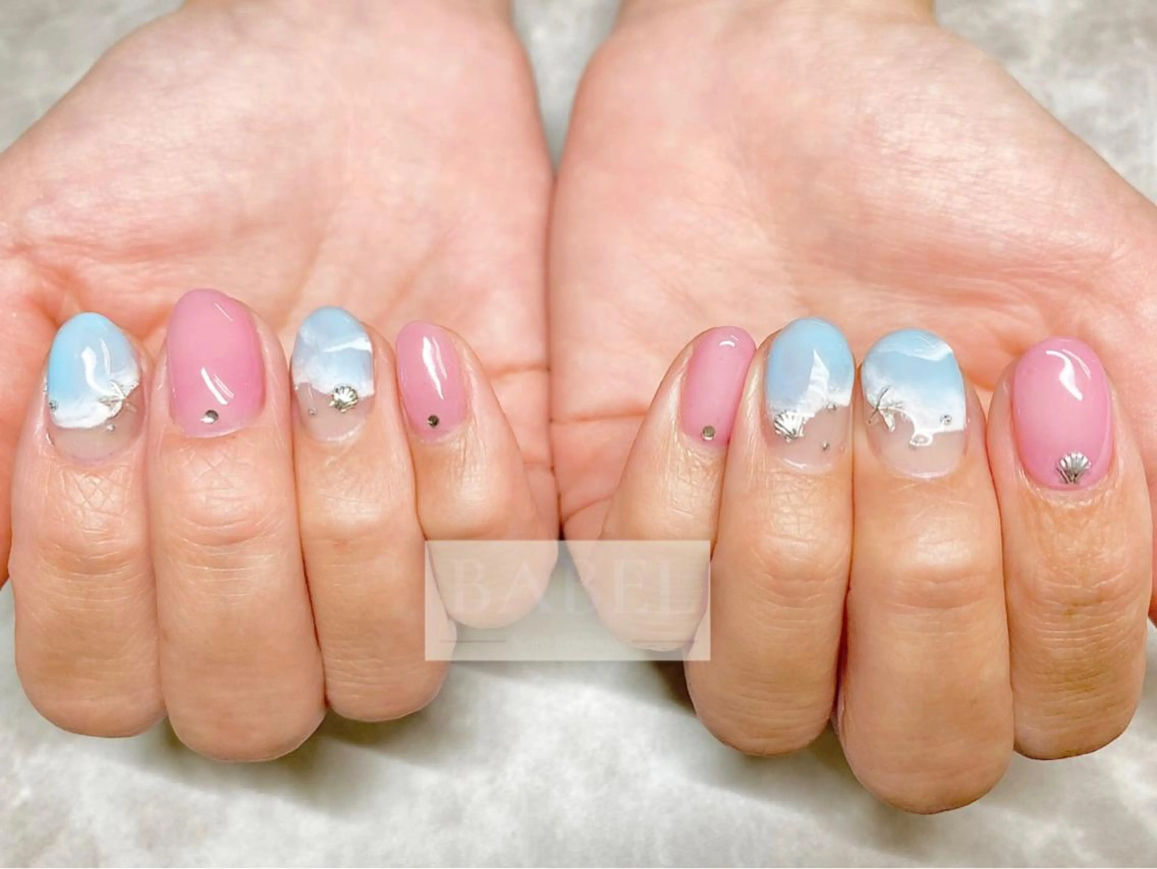 ネイル アートネイル ジェルネイル オフィスネイル ショートネイル ハンドネイル BABELバベル所属・江戸川橋✨BABEL 【バベル】大人可愛いのネイルデザイン