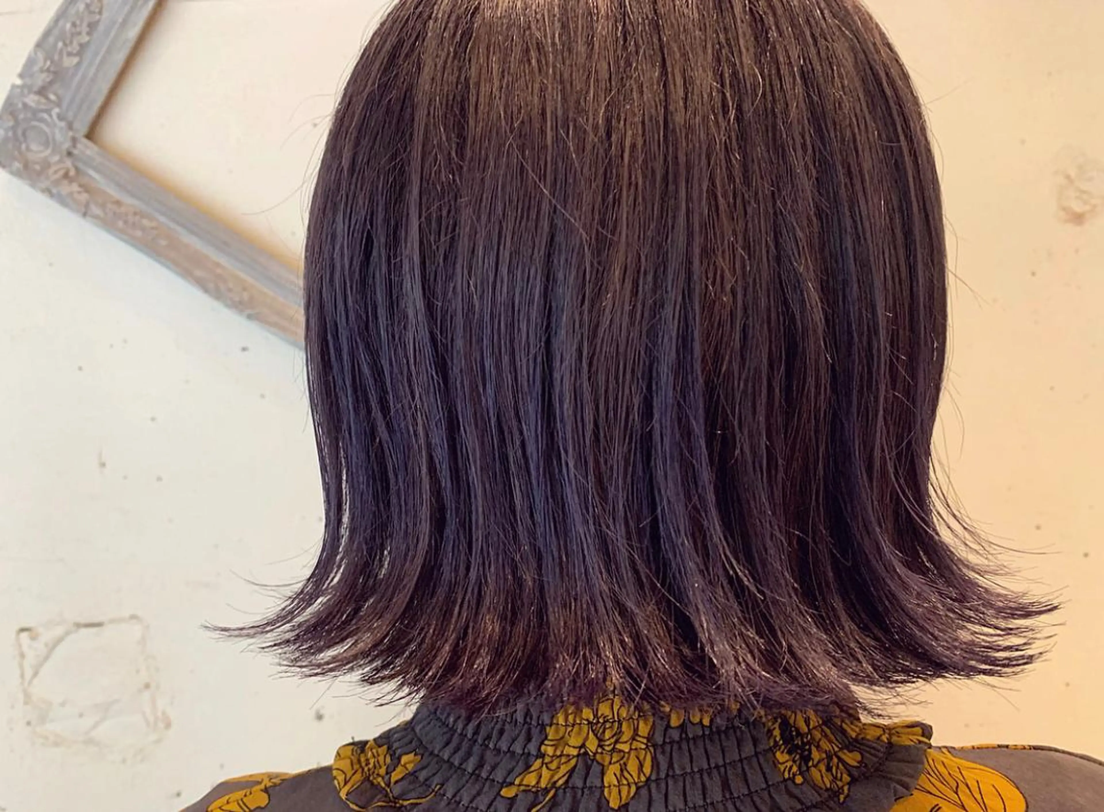 ミディアム カラー ブリーチ ヘアカラー トリートメント たかいわ みきのヘアスタイル