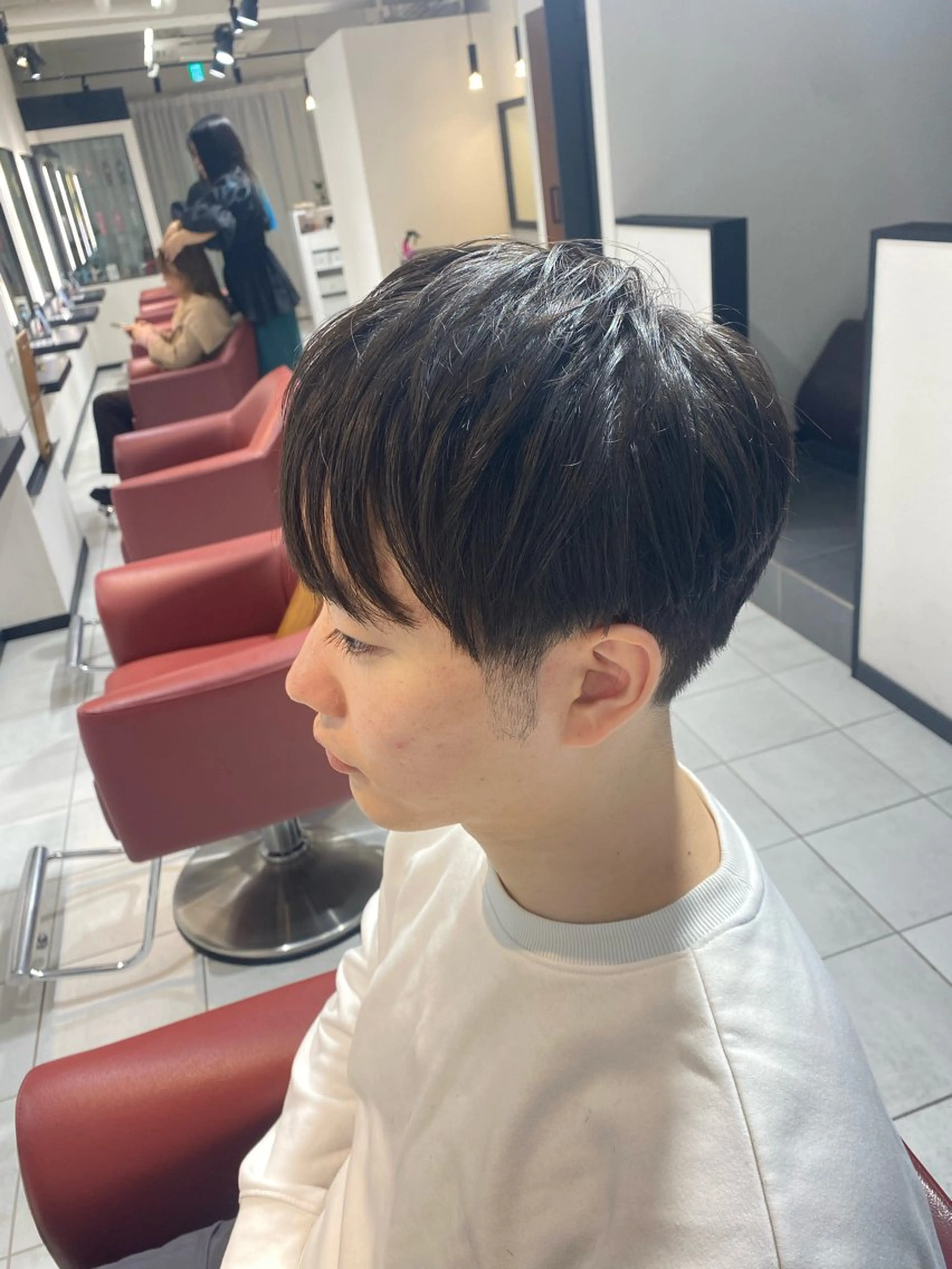 メンズ equri×SHISEIDO所属・下田 希/レディースカットのヘアスタイル