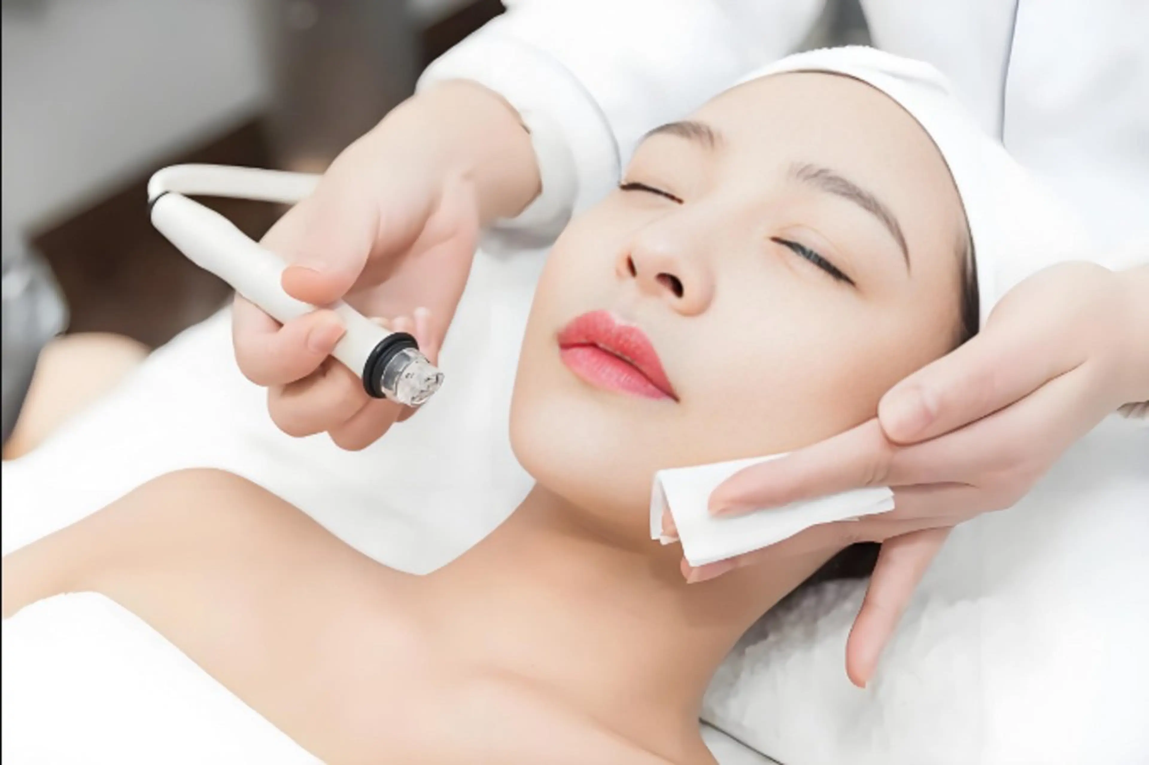 「毛穴詰まり解消60分¥5980」化粧肌・ニキビ性肌にお薦め! 敏感性肌も平気! ヘッドスパと保湿フェスパック付きます♪の写真