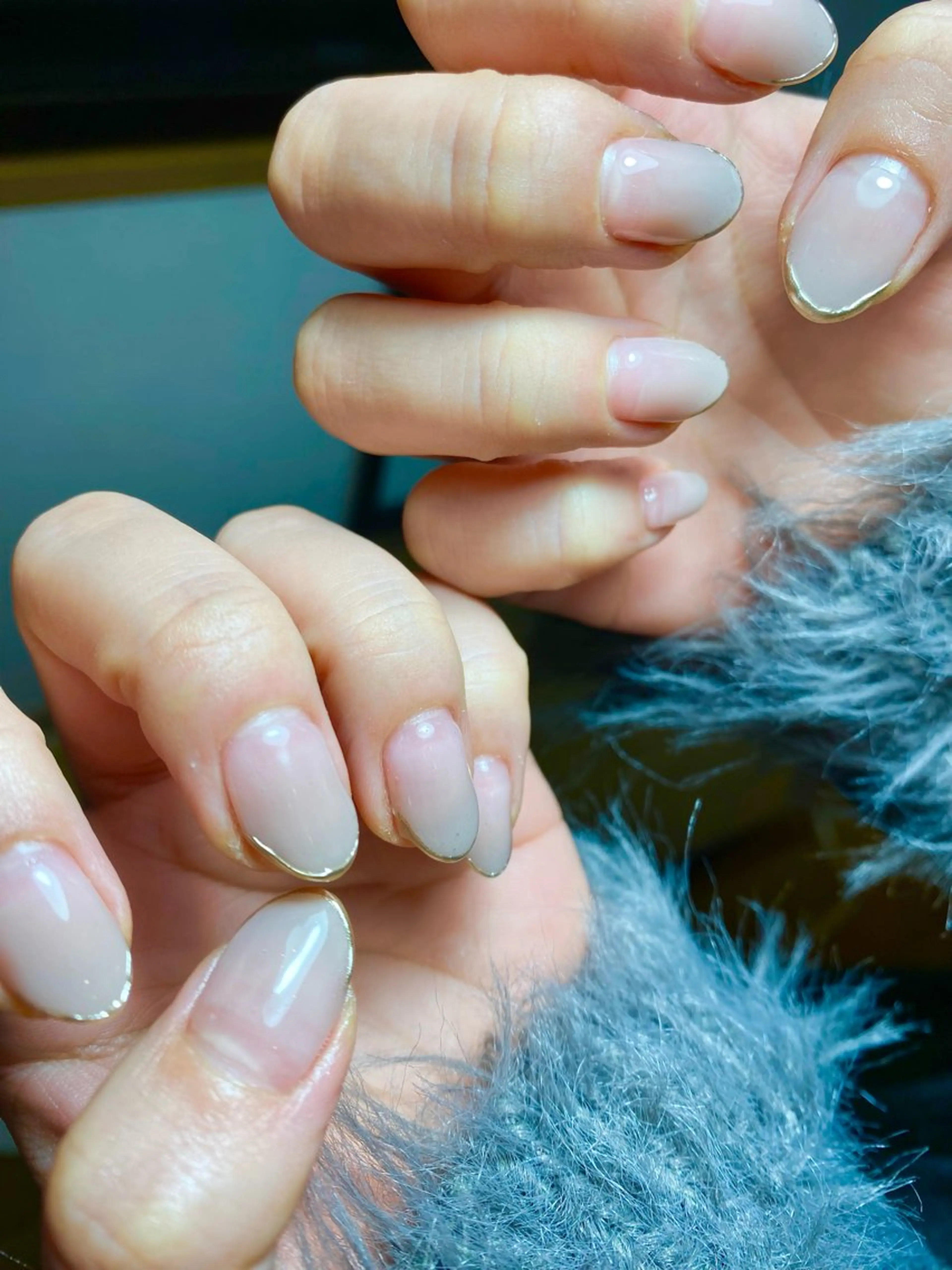 ネイル グラデーション ミラーネイル Nail salon BeBeのネイルデザイン