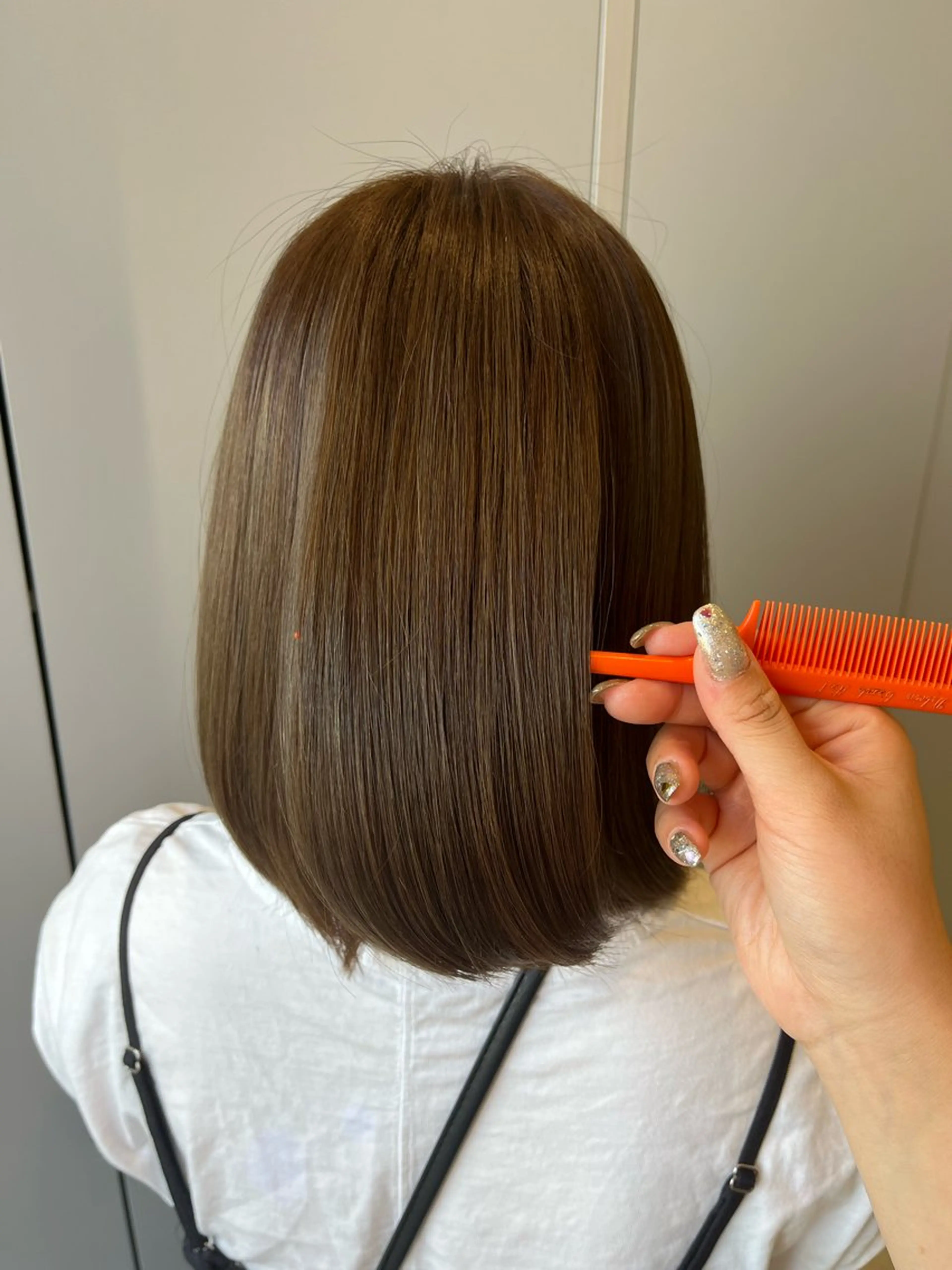 カラー グレージュ オリーブグレージュ オリーブグレー 斉藤 果音のヘアスタイル