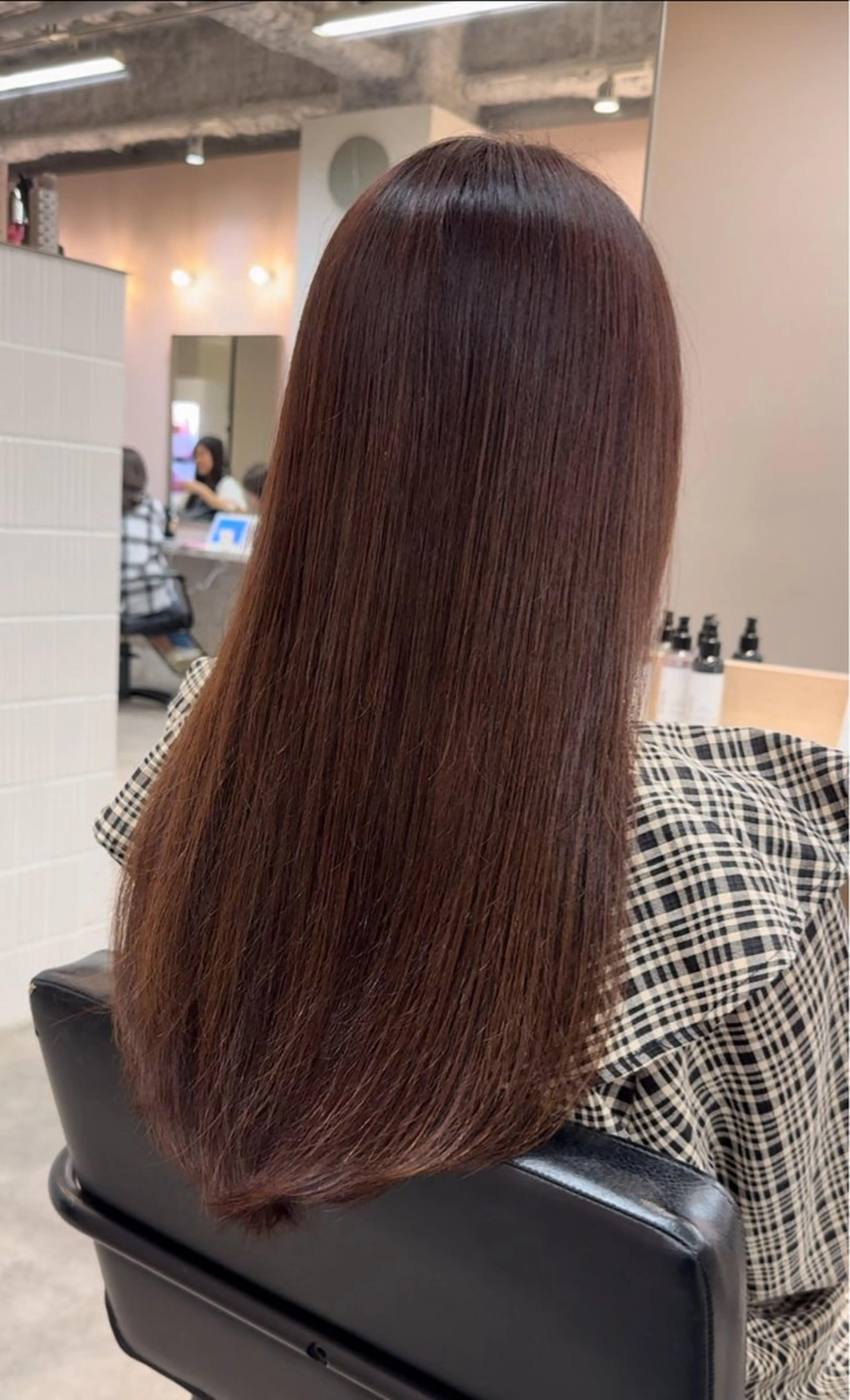 ロング ガレリアエレガンテ　サカエテン所属・田中俊　縮毛矯正 髪質改善のヘアスタイル