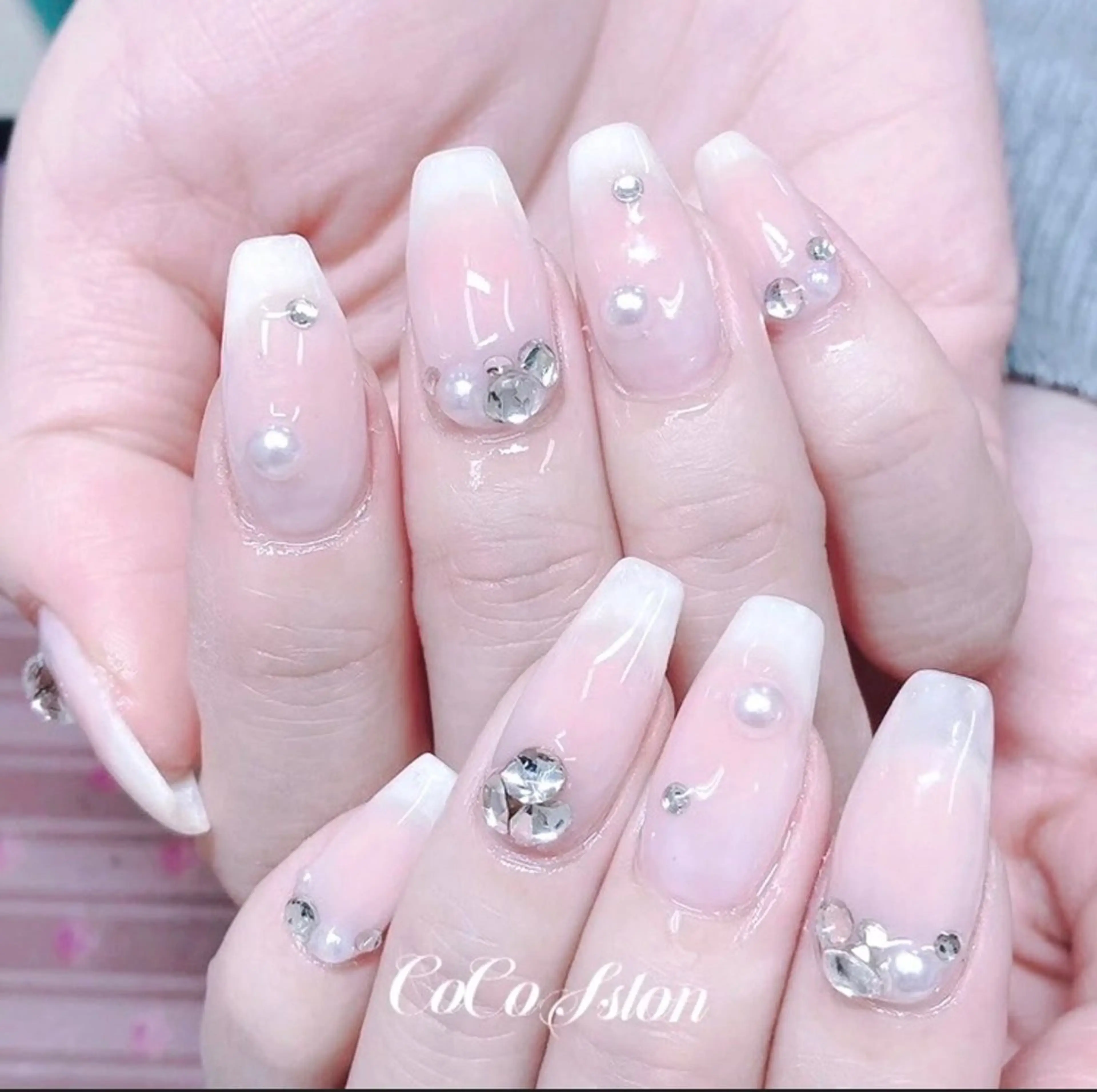 ネイル チークネイル ジェルネイル キラキラネイル 韓国ネイル 春ネイル CoCo Salon ネイル/睫毛/脱毛のネイルデザイン