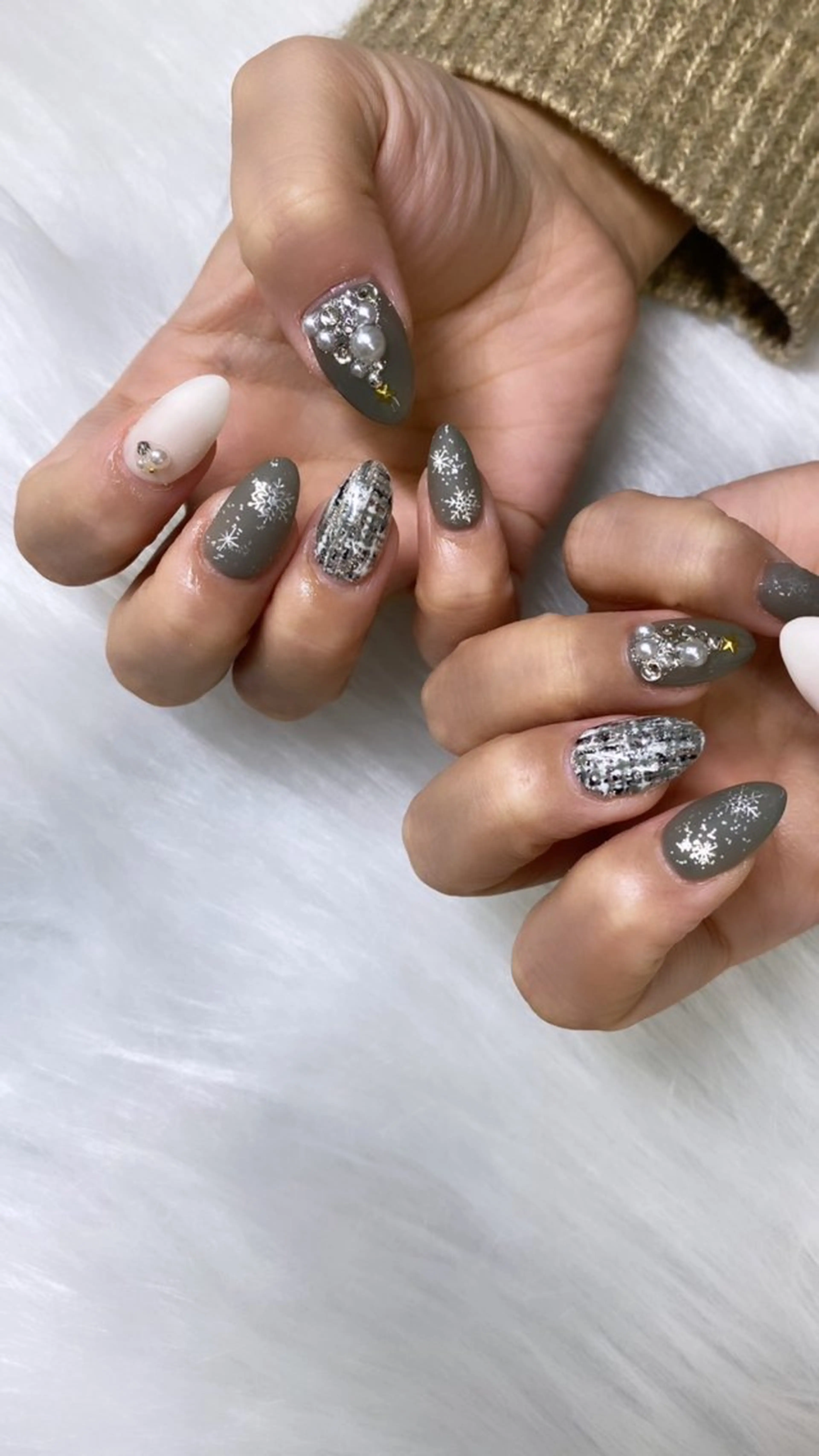 ネイル PEEKABOO京橋 EYE&NAILのマツエク・マツパデザイン