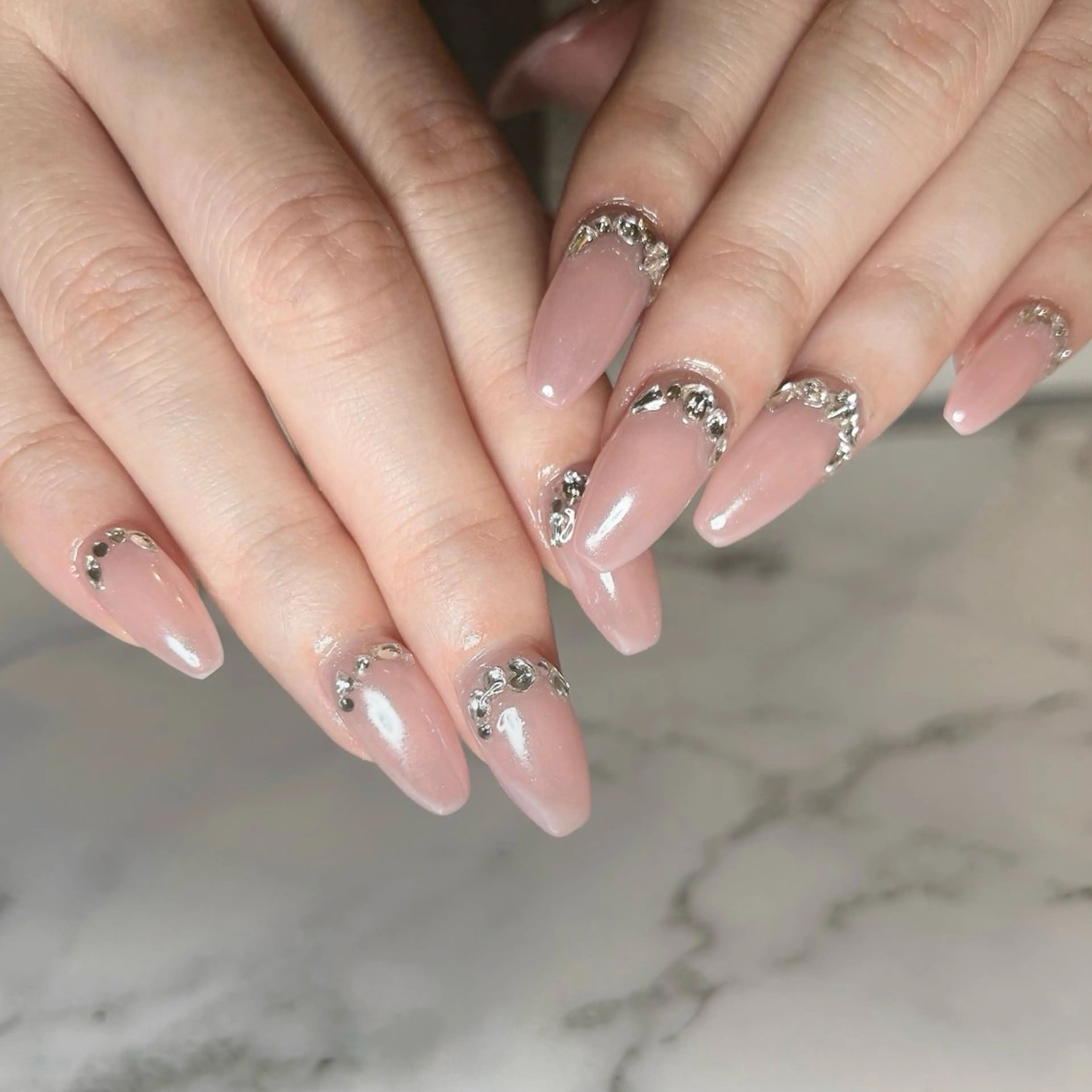 ネイル ハンドネイル ハンドケア she nail studio所属・パラジェル/スカルプ salonOerbaのネイルデザイン