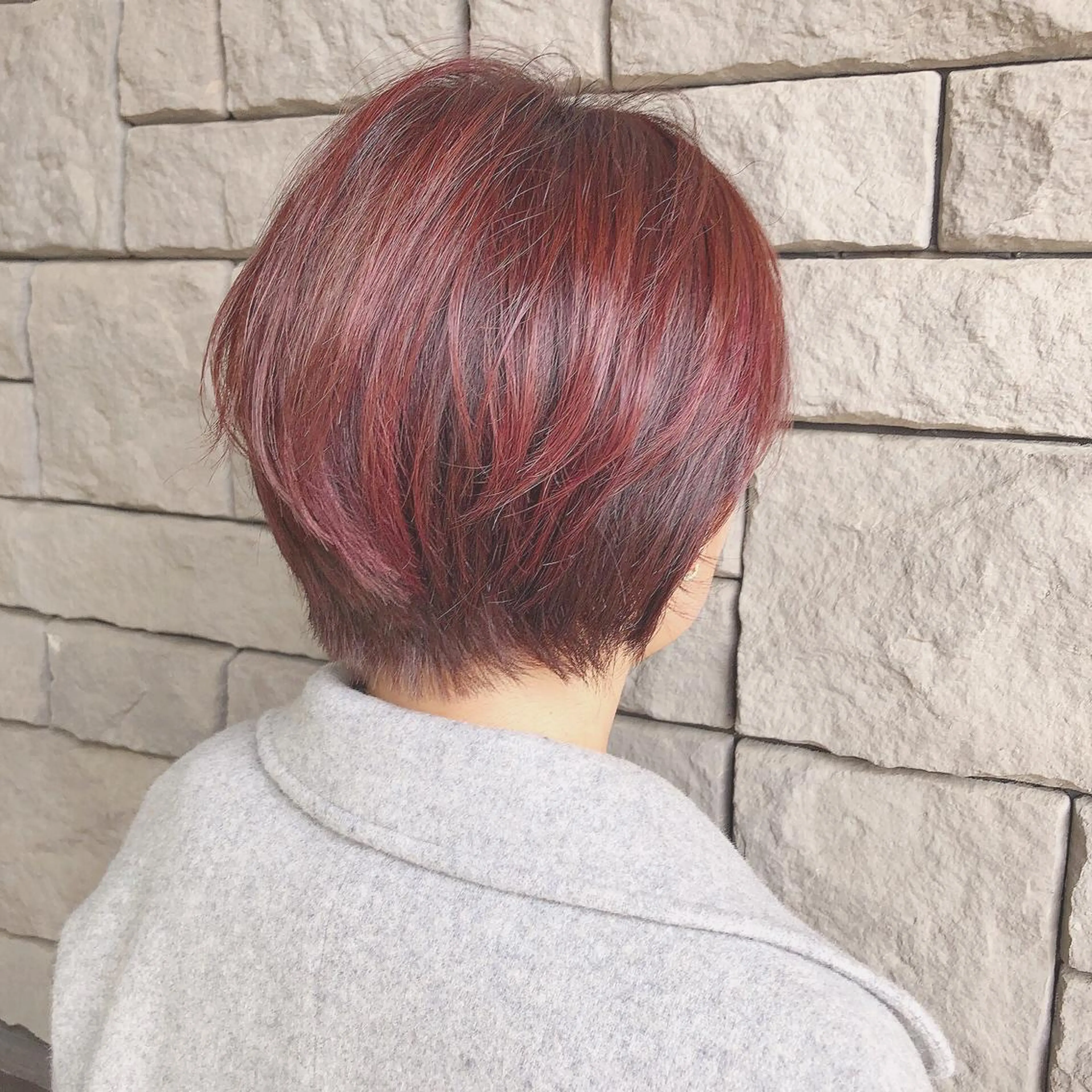 ショート カラー 店長/mao/ 前髪/顔周りカットのヘアスタイル