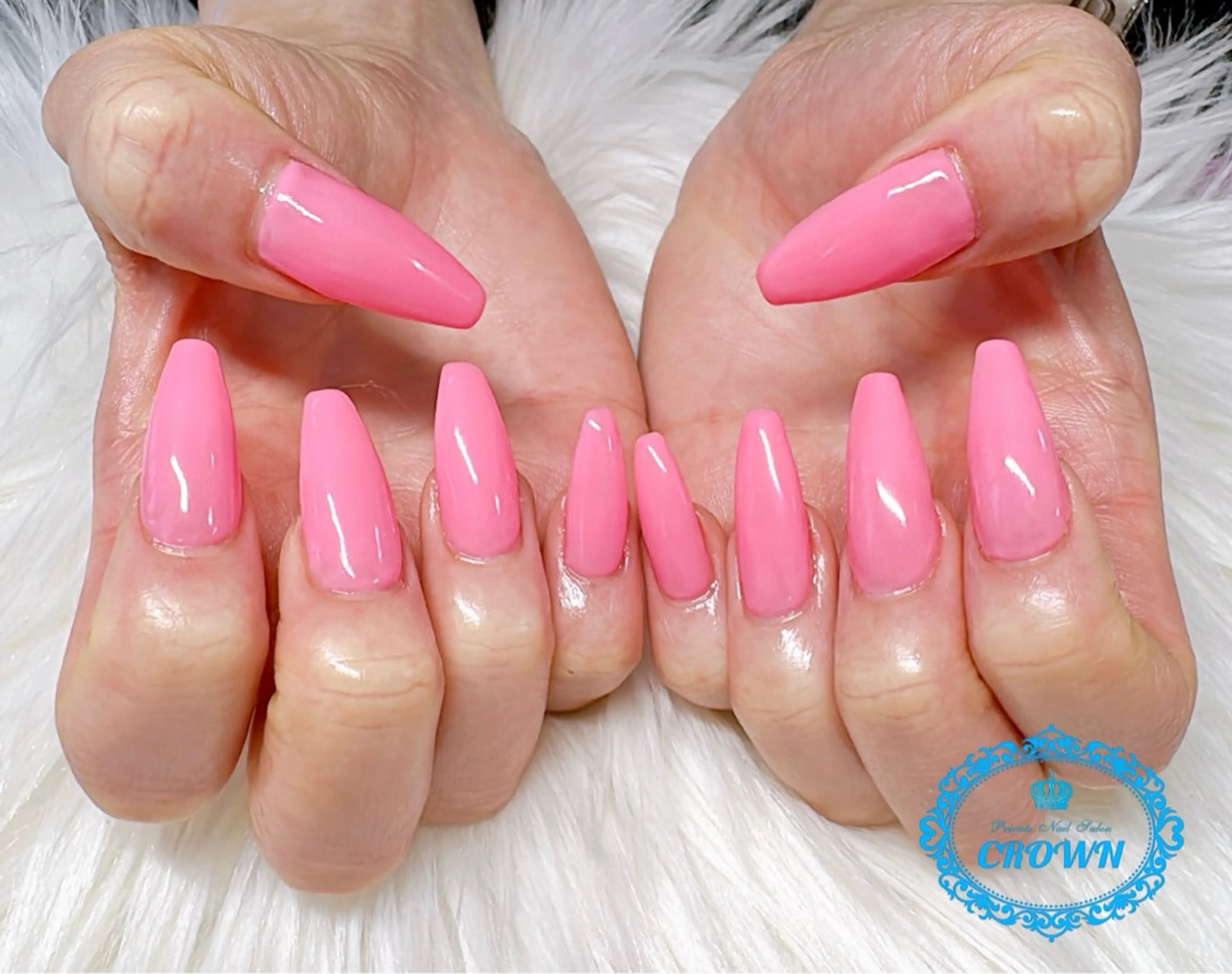 ネイル CROWN プライベートサロンのネイルデザイン