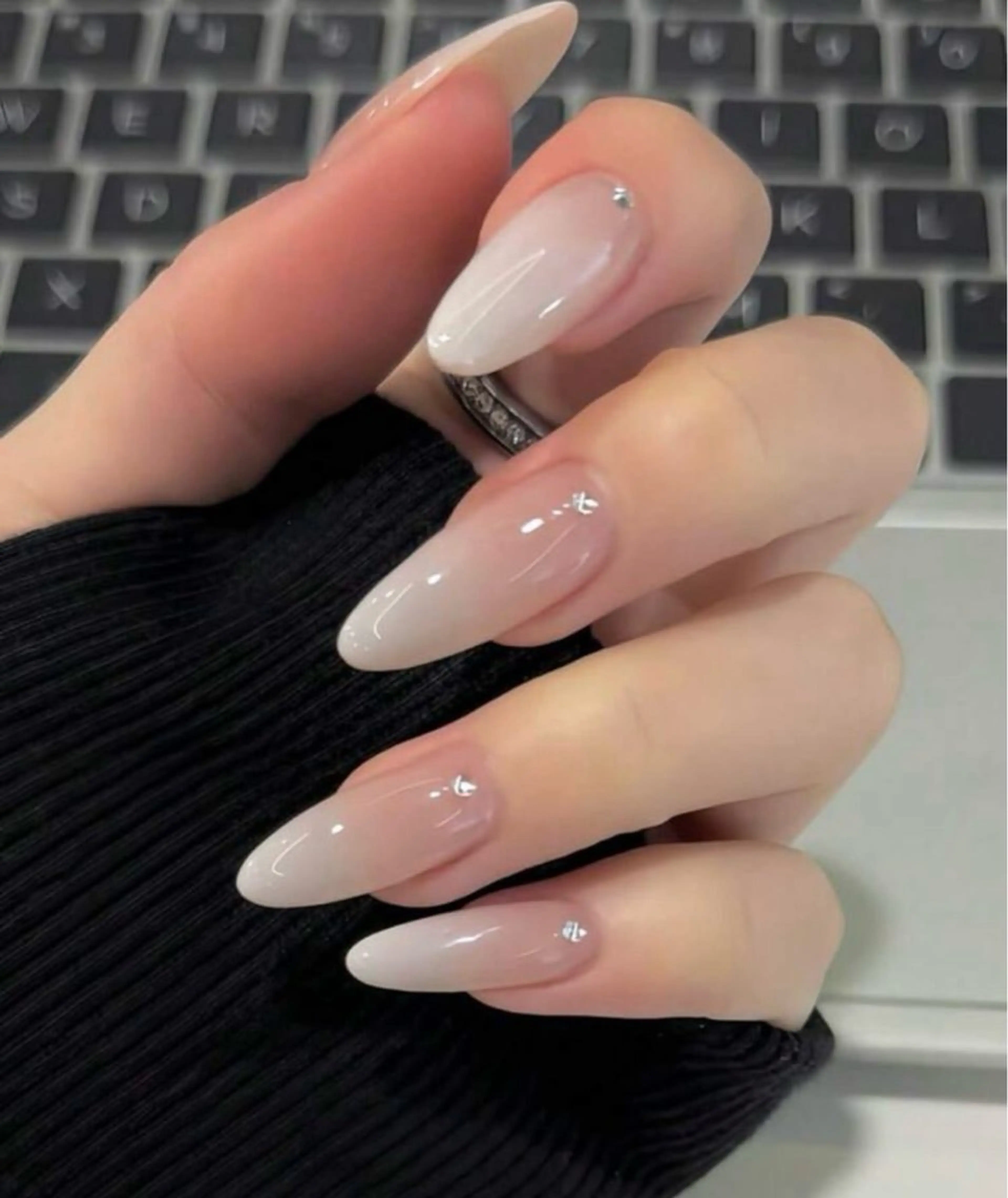 ネイル ハンドネイル Hanni ANA.CHUOのネイルデザイン