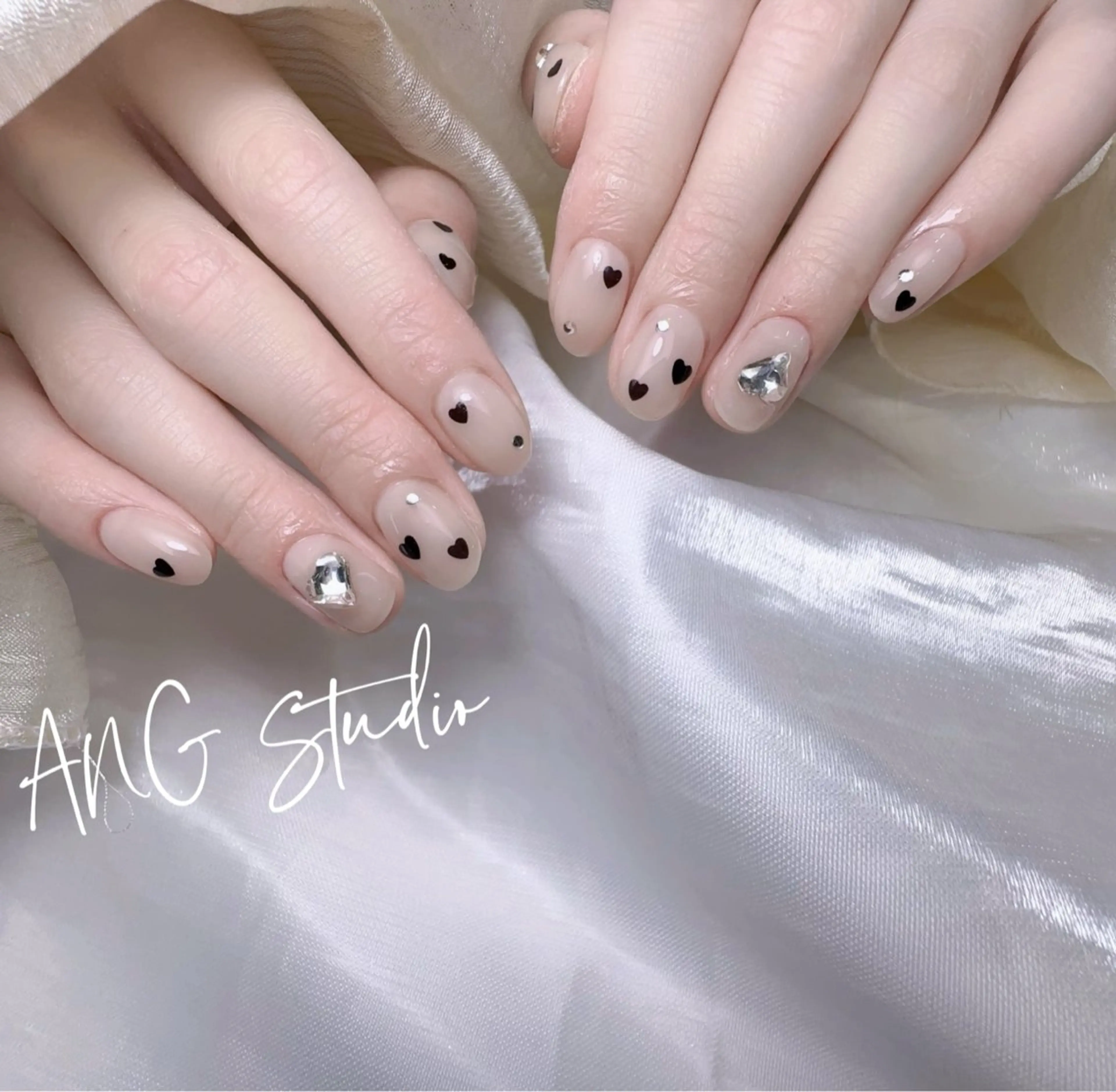 ネイル ハンドネイル ハンドケア ANG Studioのネイルデザイン