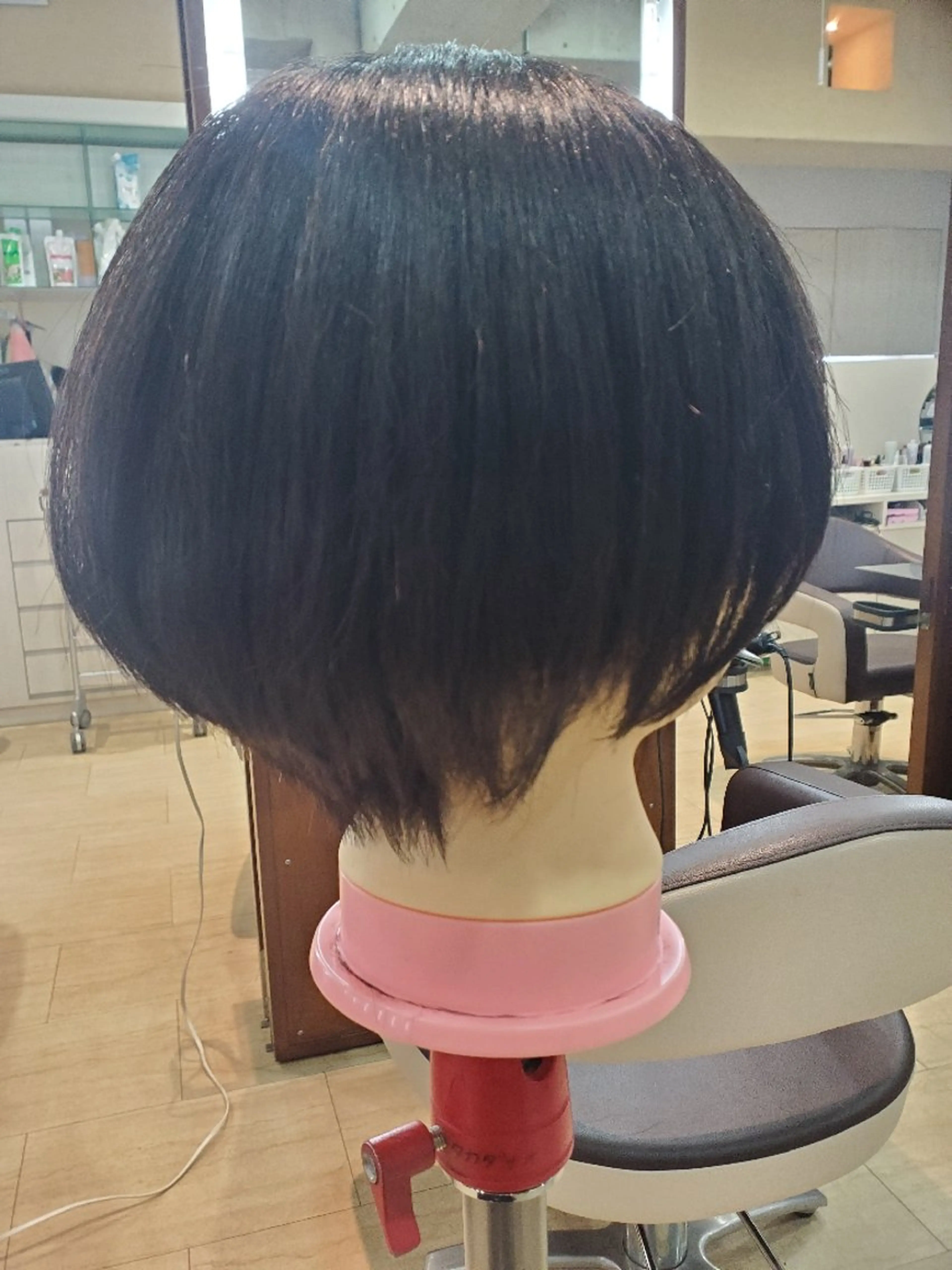 ショート ショートヘア ENOMOTO所属・寺西 なおのヘアスタイル