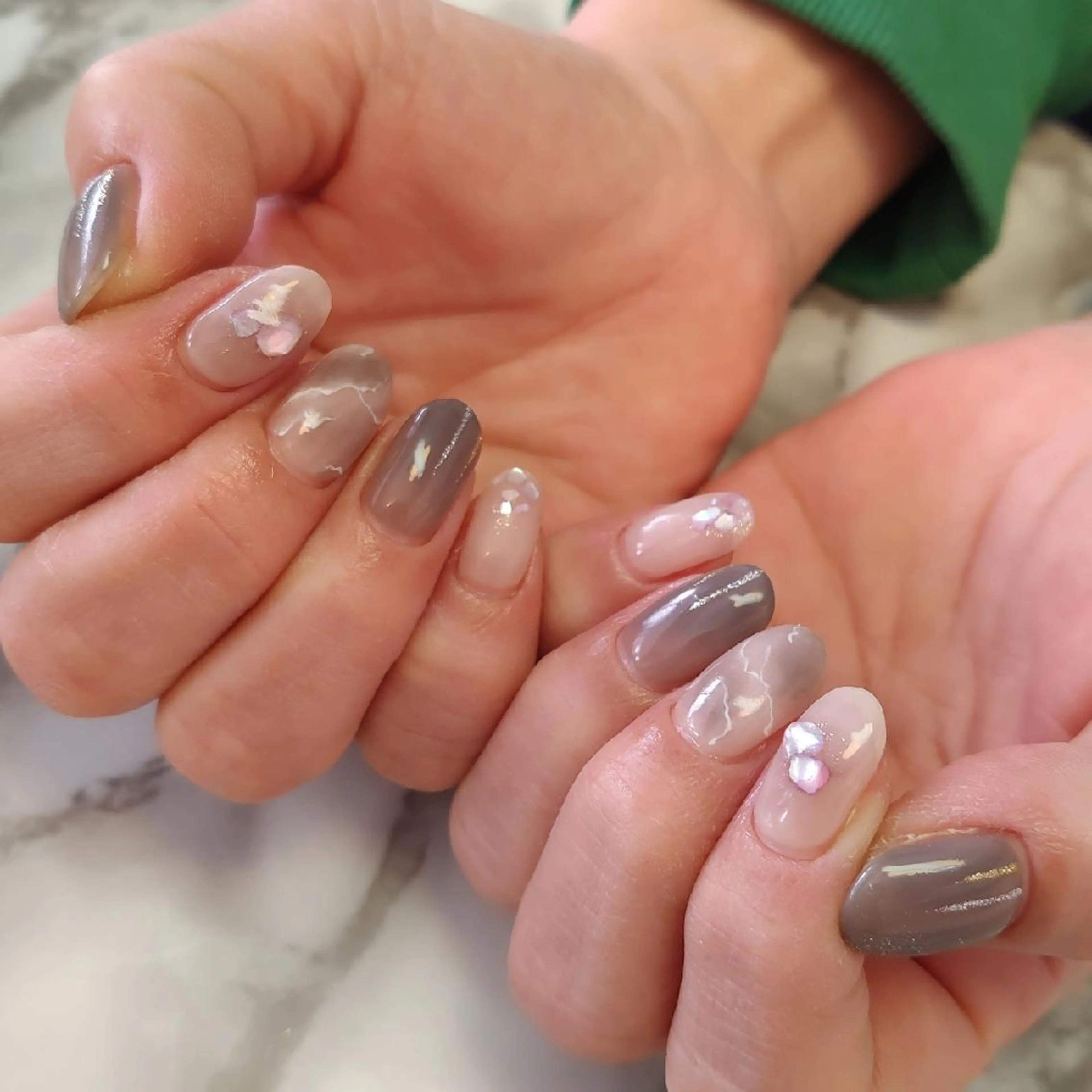 ネイル 大理石ネイル(マーブル) ジェヌインネイル 河内のネイルデザイン