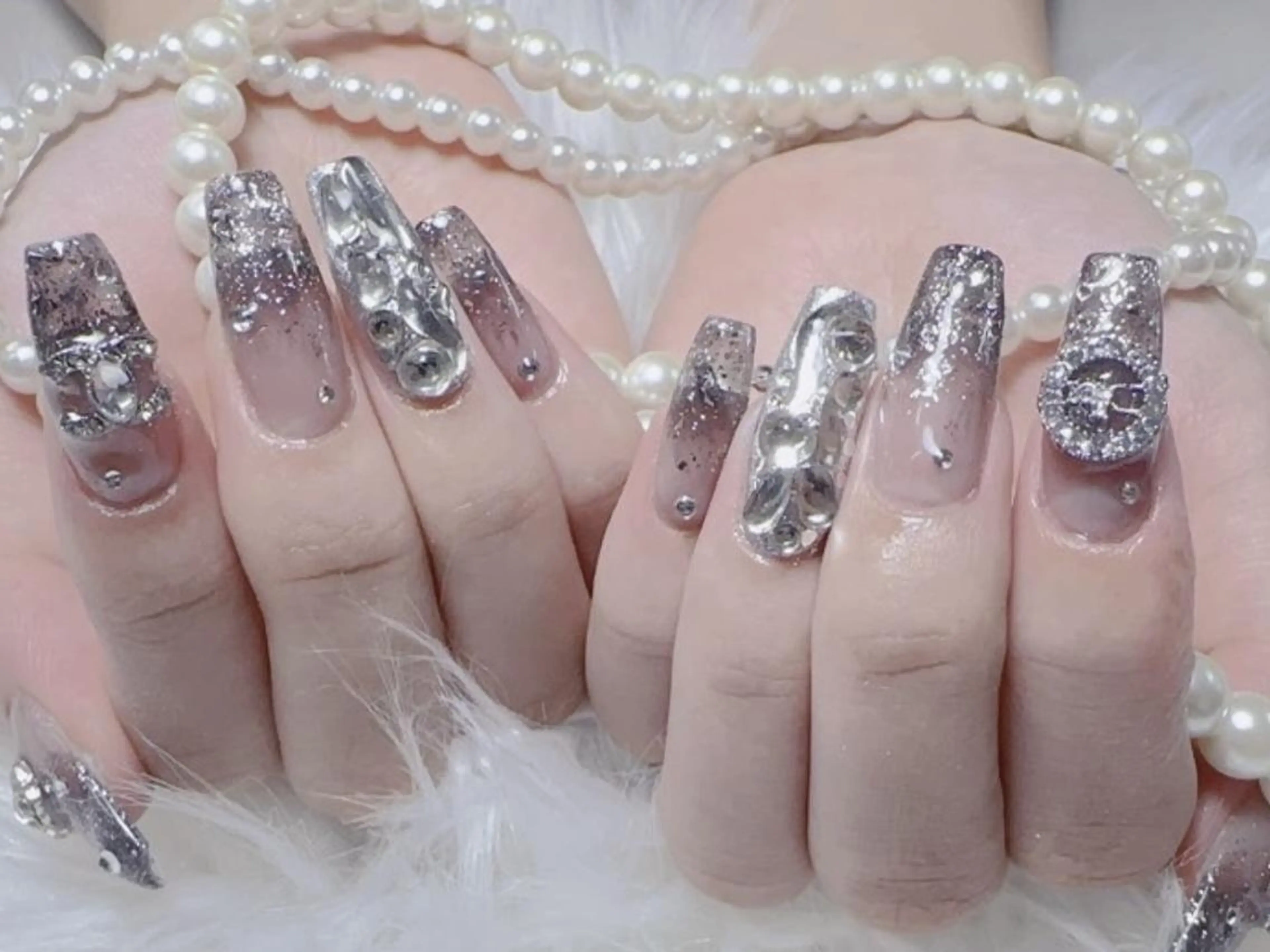 メンズ ネイル アートネイル フレンチネイル ジェルネイル キラキラネイル パラジェル Bloom kabukiのネイルデザイン