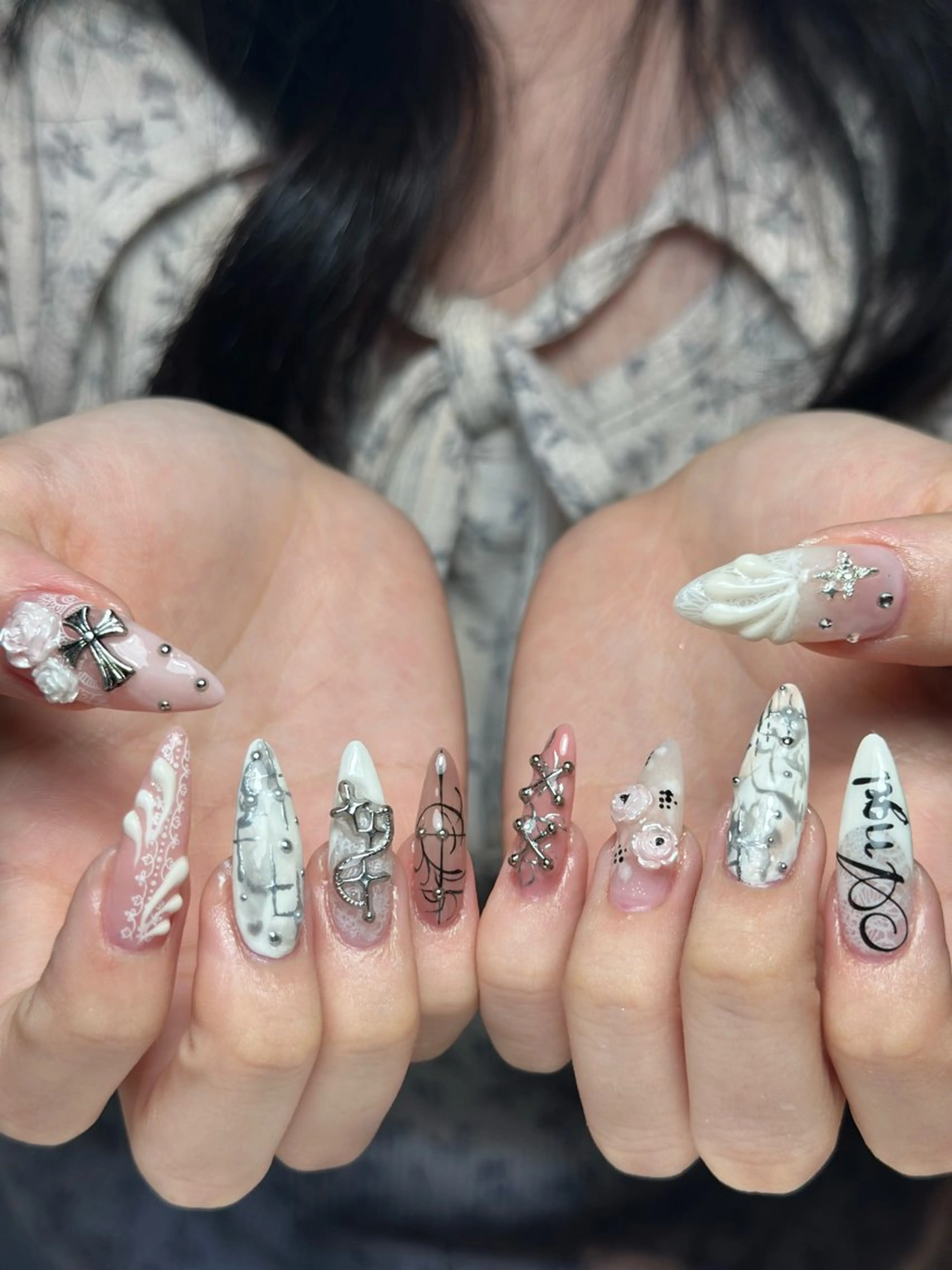 ネイル 韓国ネイル シンプルネイル ワンホンネイル ハンドネイル CoMo Nail Studio所属・CoMo Nailのネイルデザイン