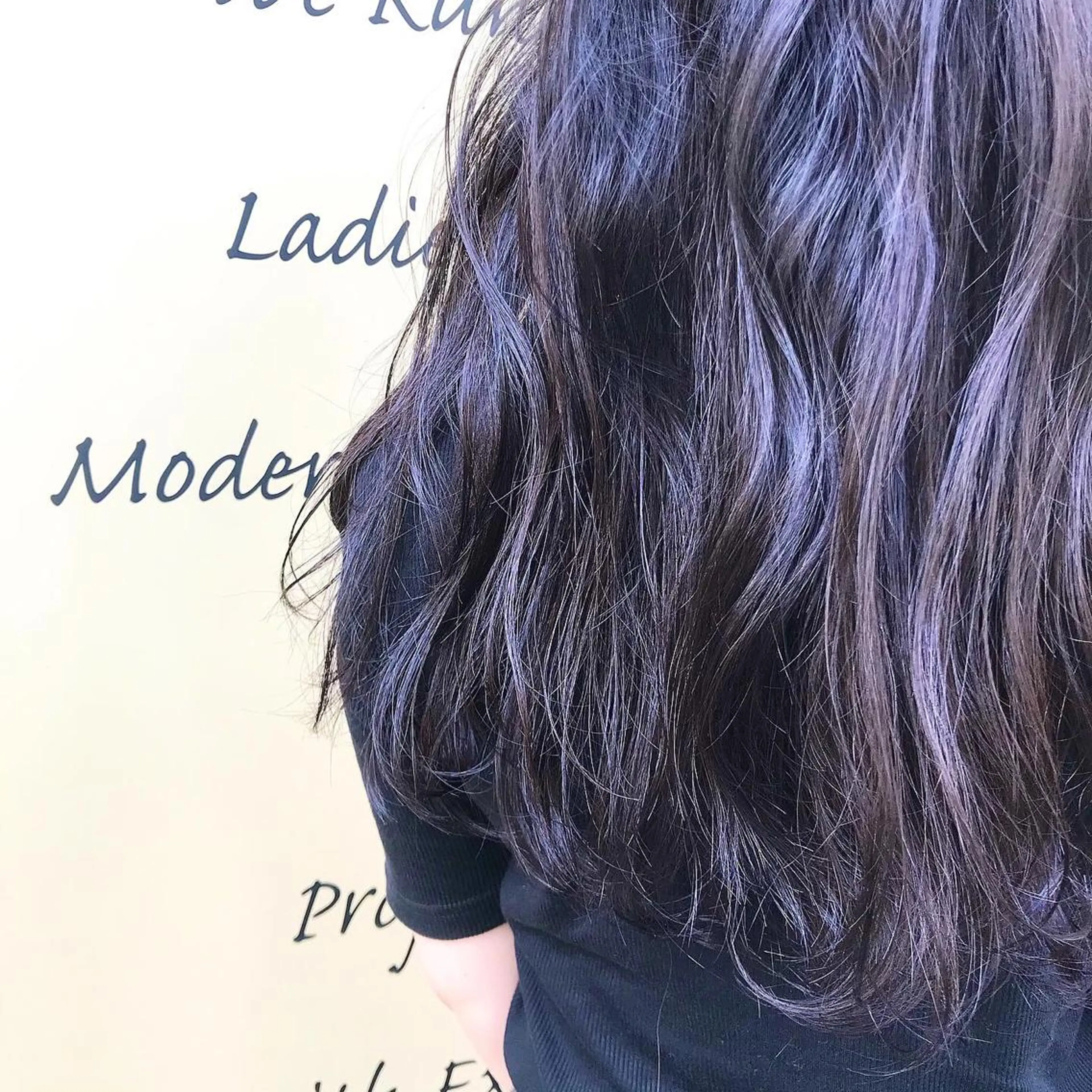 ロング スナコザワ レナのヘアスタイル