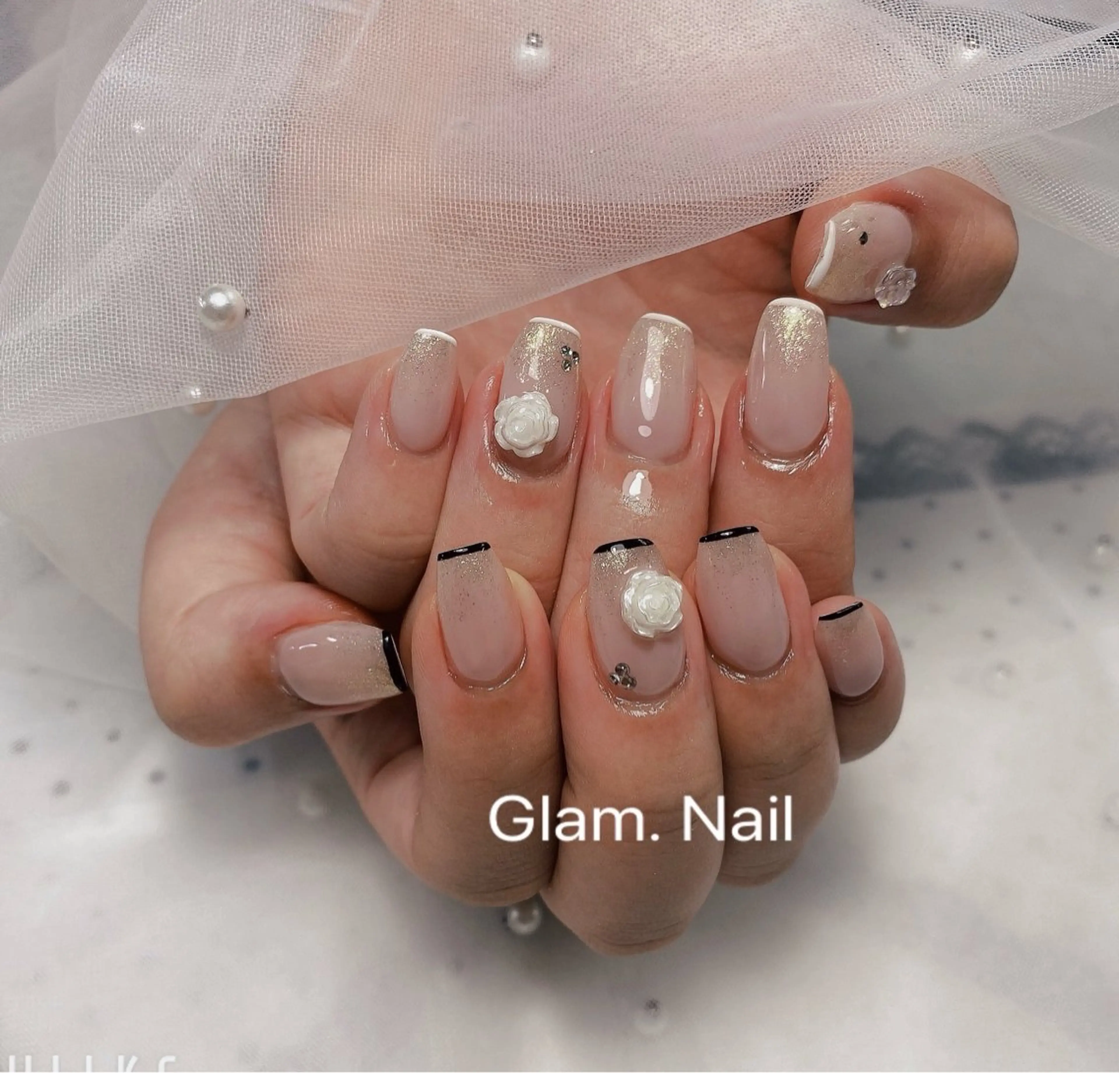 ネイル Glam nail salon所属・リ ナのネイルデザイン