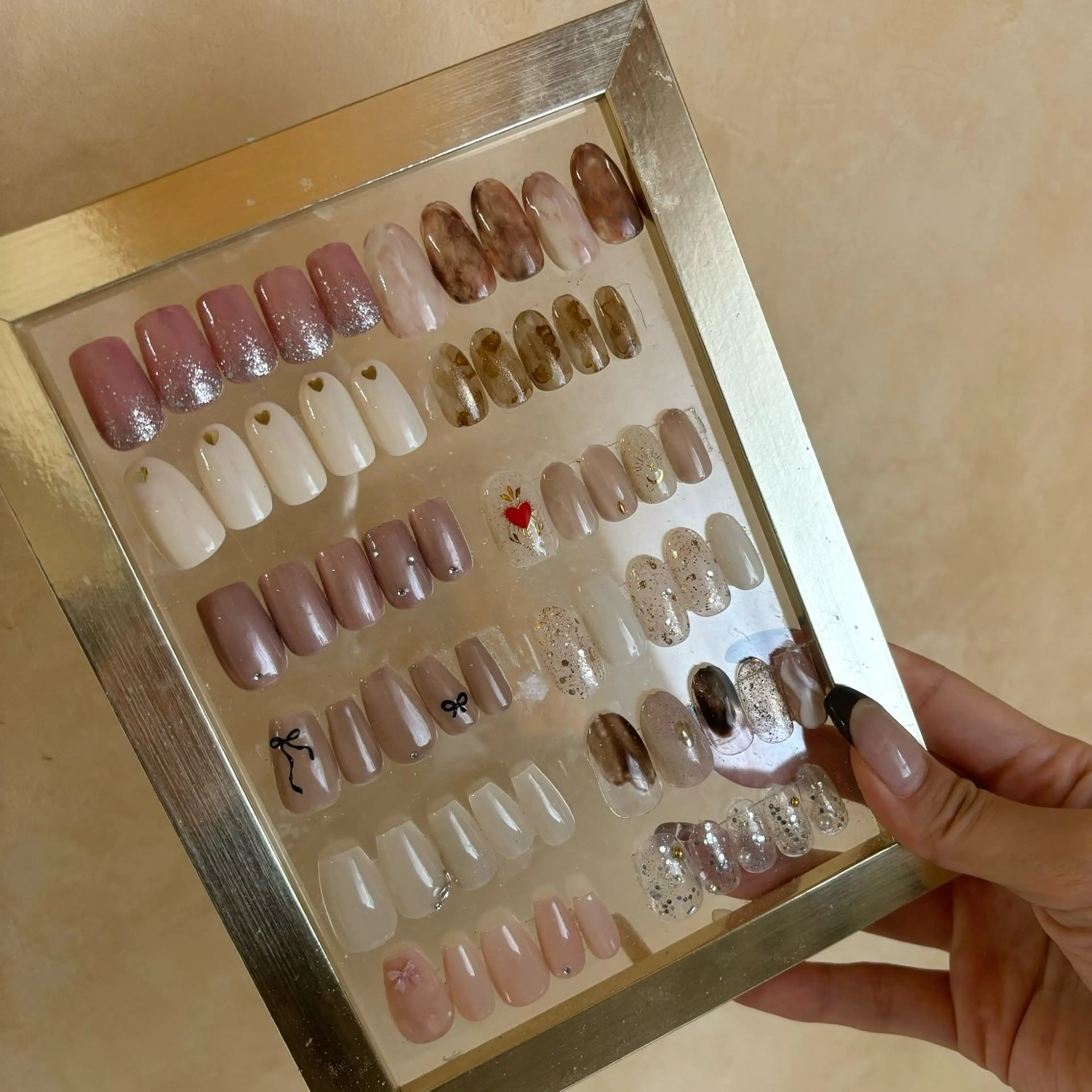 ネイル ハンドネイル Loêmy所属・Loémy airiのネイルデザイン