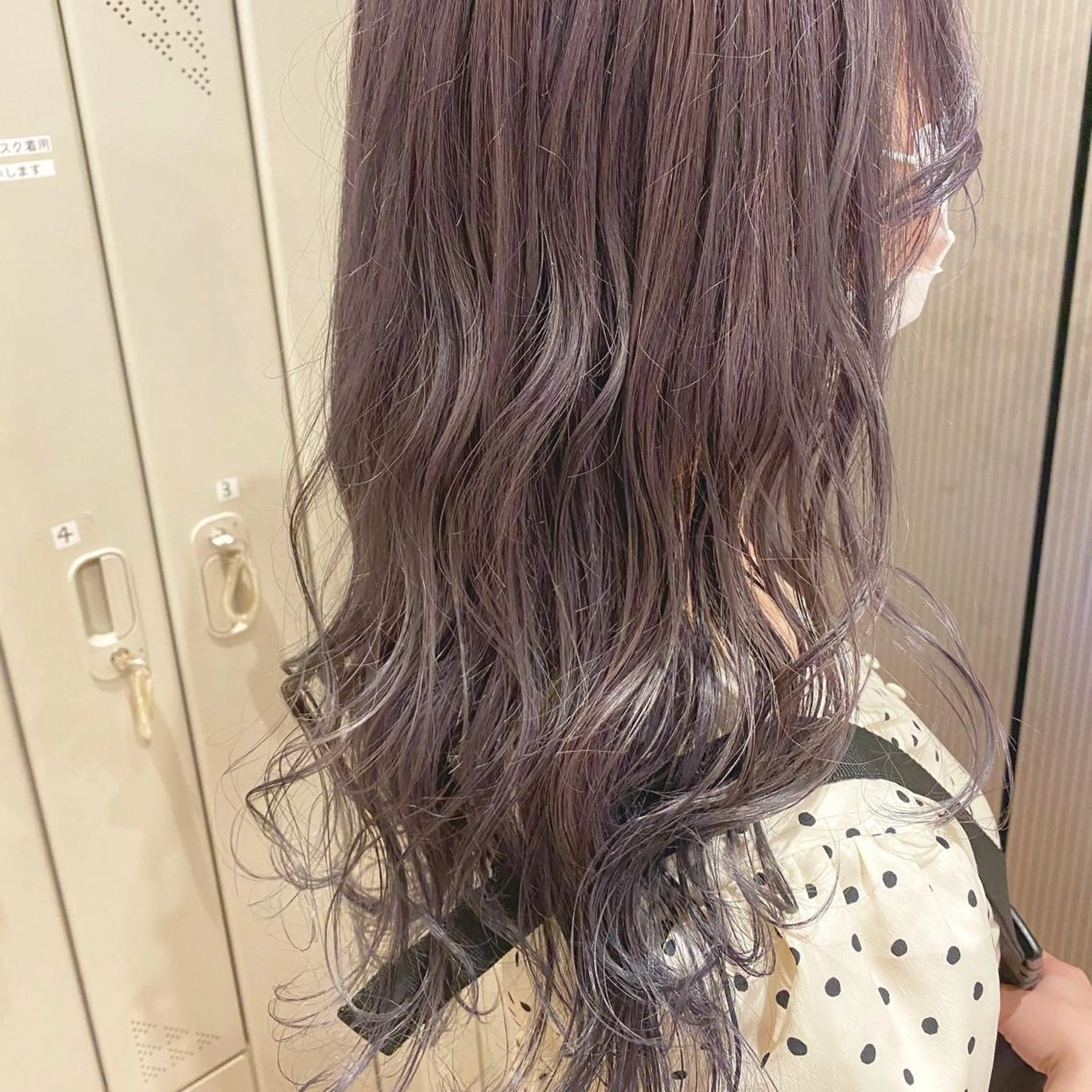 セミロング カラー 韓国ヘア顔周りカット 艶髪ベージュtamaのヘアスタイル