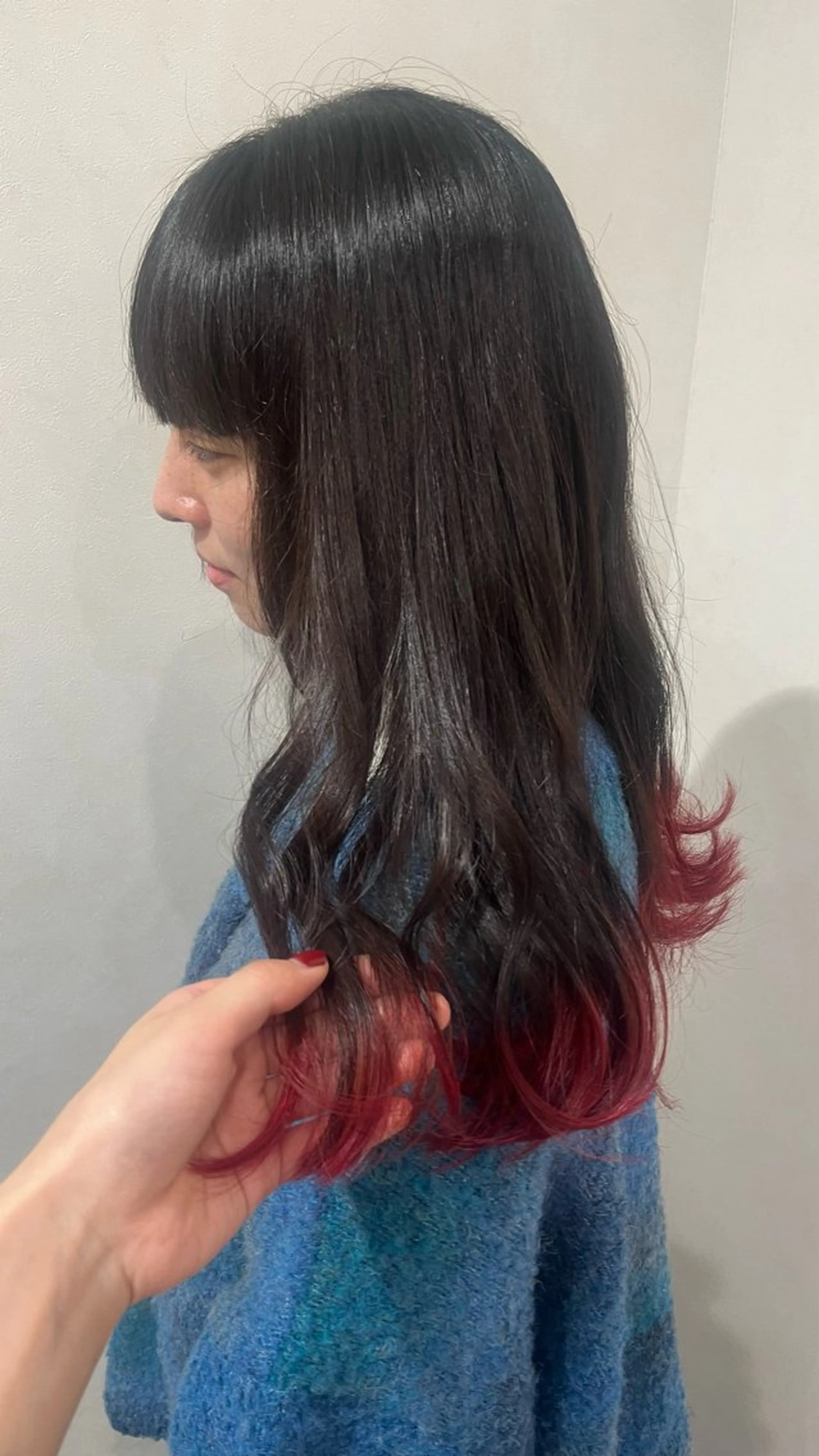 ロング 米澤 奈央のヘアスタイル