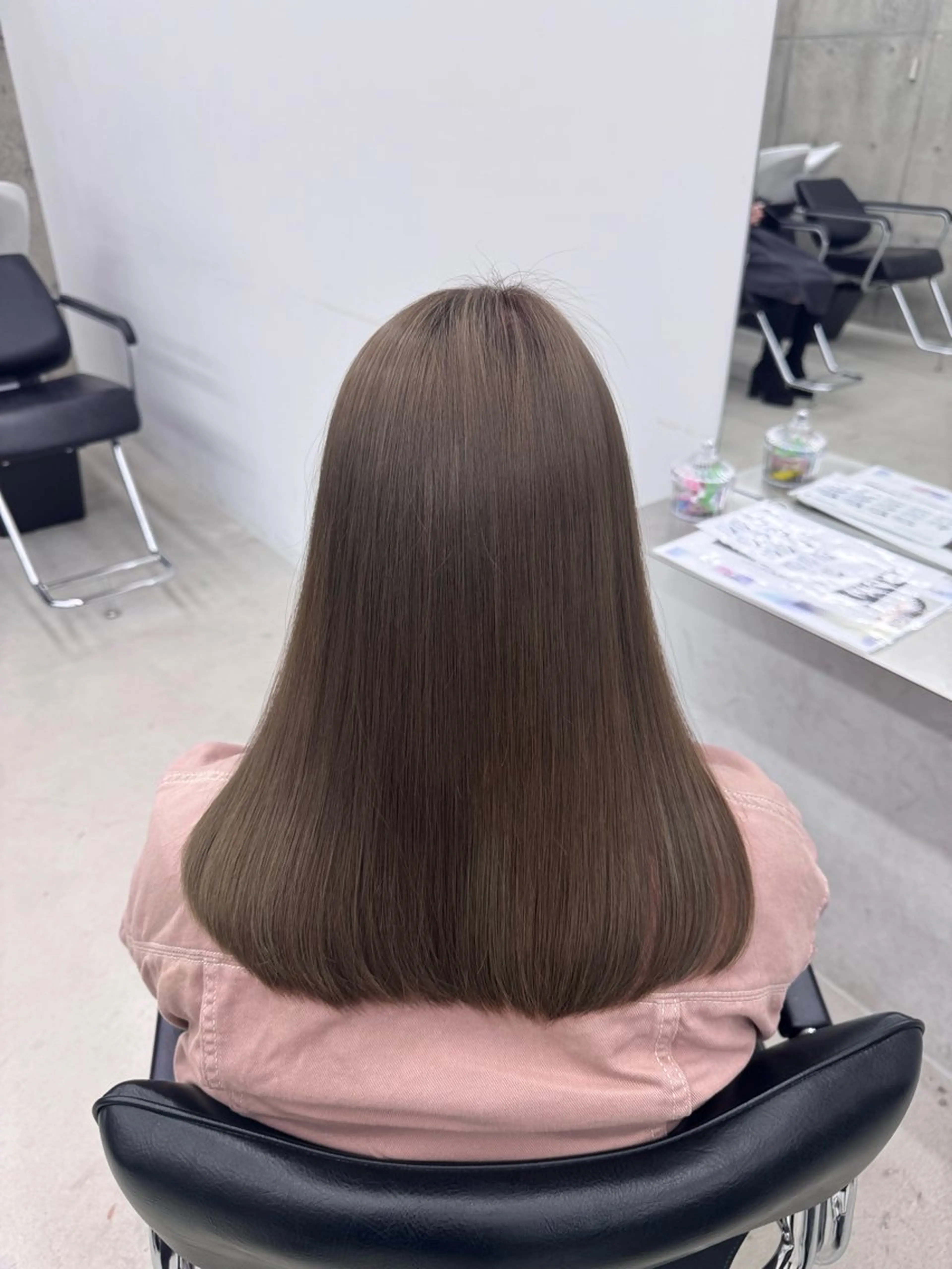 カラー ヘアカラー 和木坂 日美のヘアスタイル