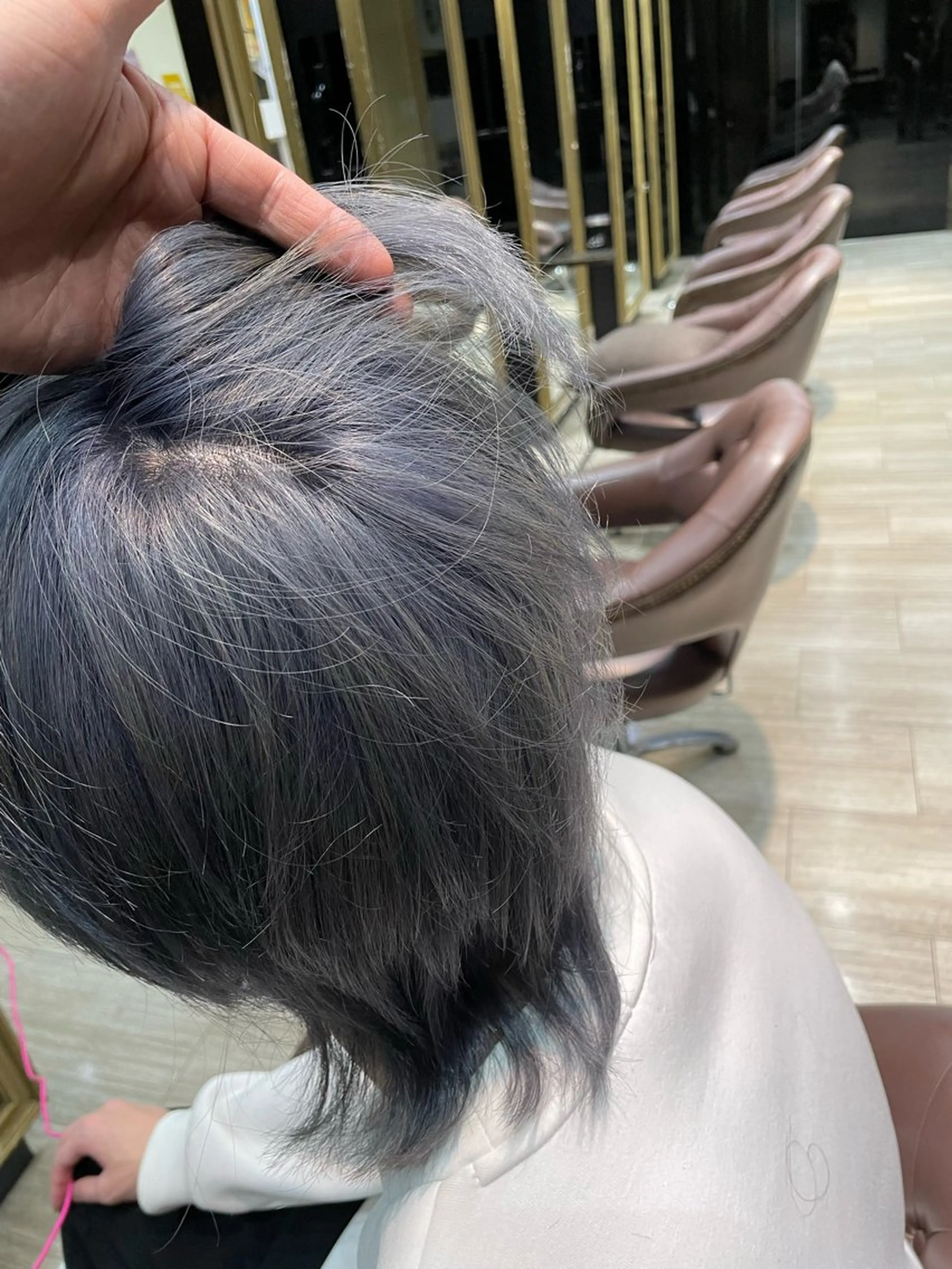 カット＋トリプルカラー（ケアブリーチ込）の写真