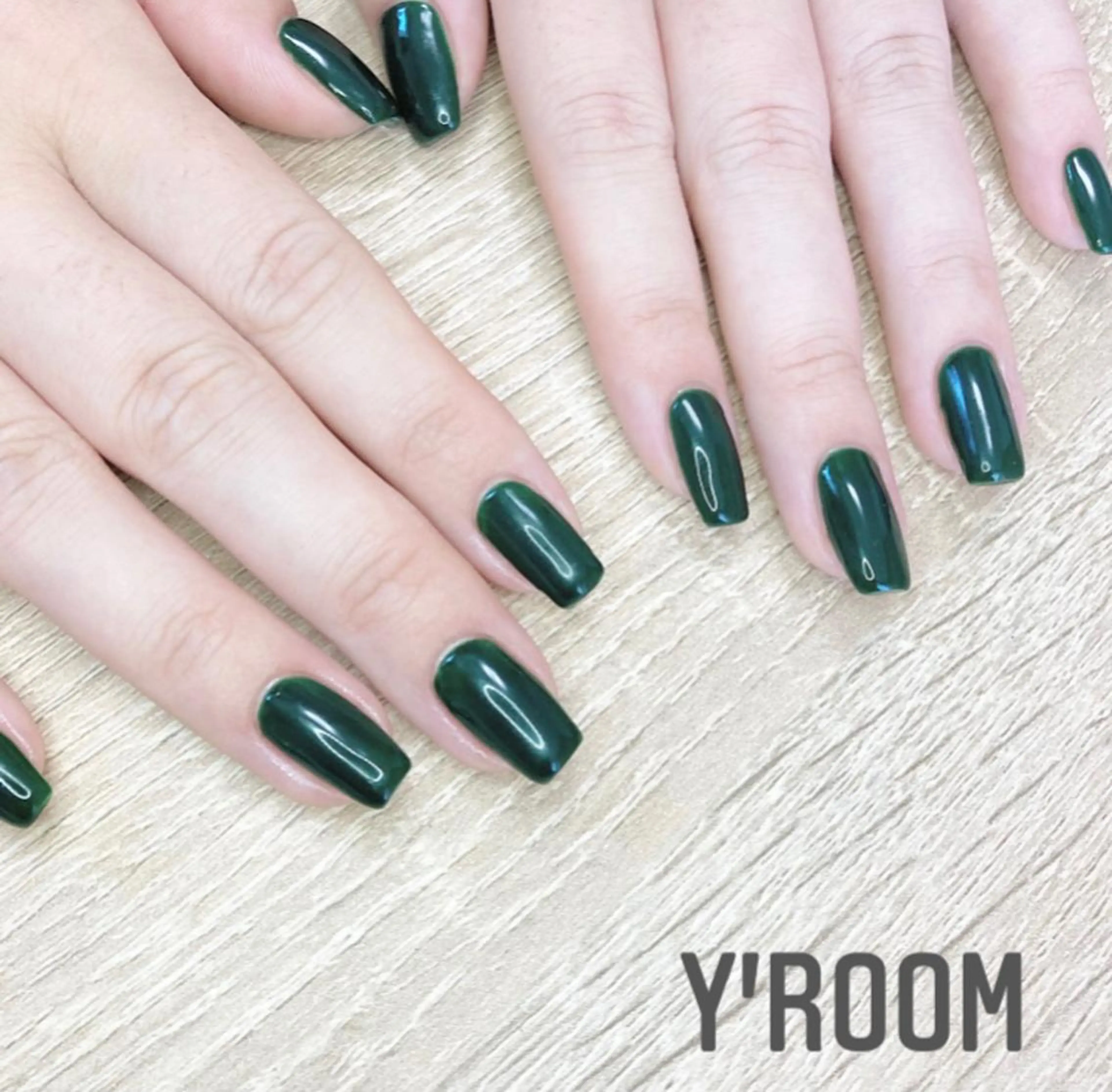 ネイル オーロラネイル フラッシュネイル フットネイル ジェルネイル グラデーション YUKA （ネイリスト）のネイルデザイン