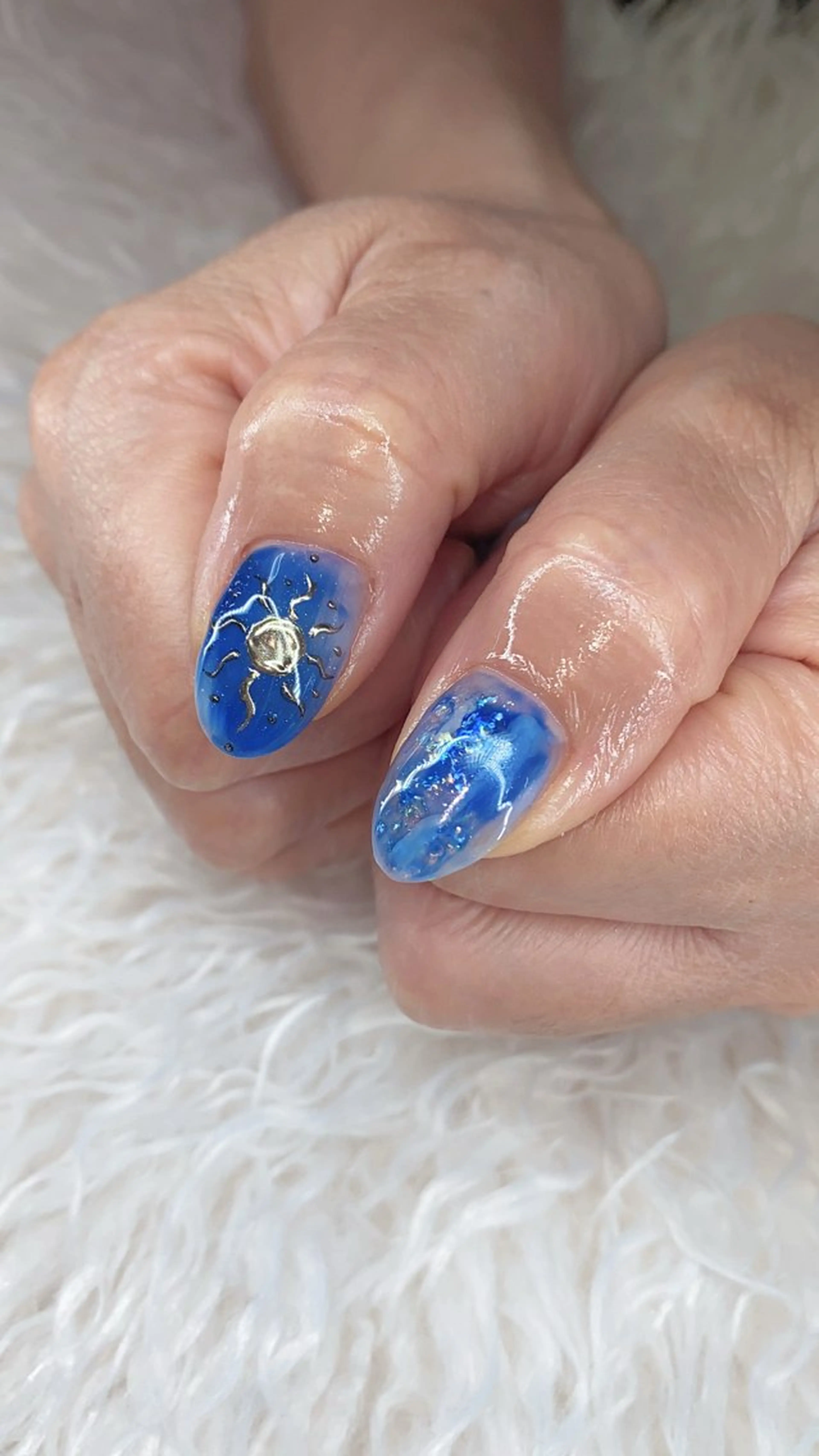 ネイル ハンドネイル n o q r m. n a c h iのネイルデザイン