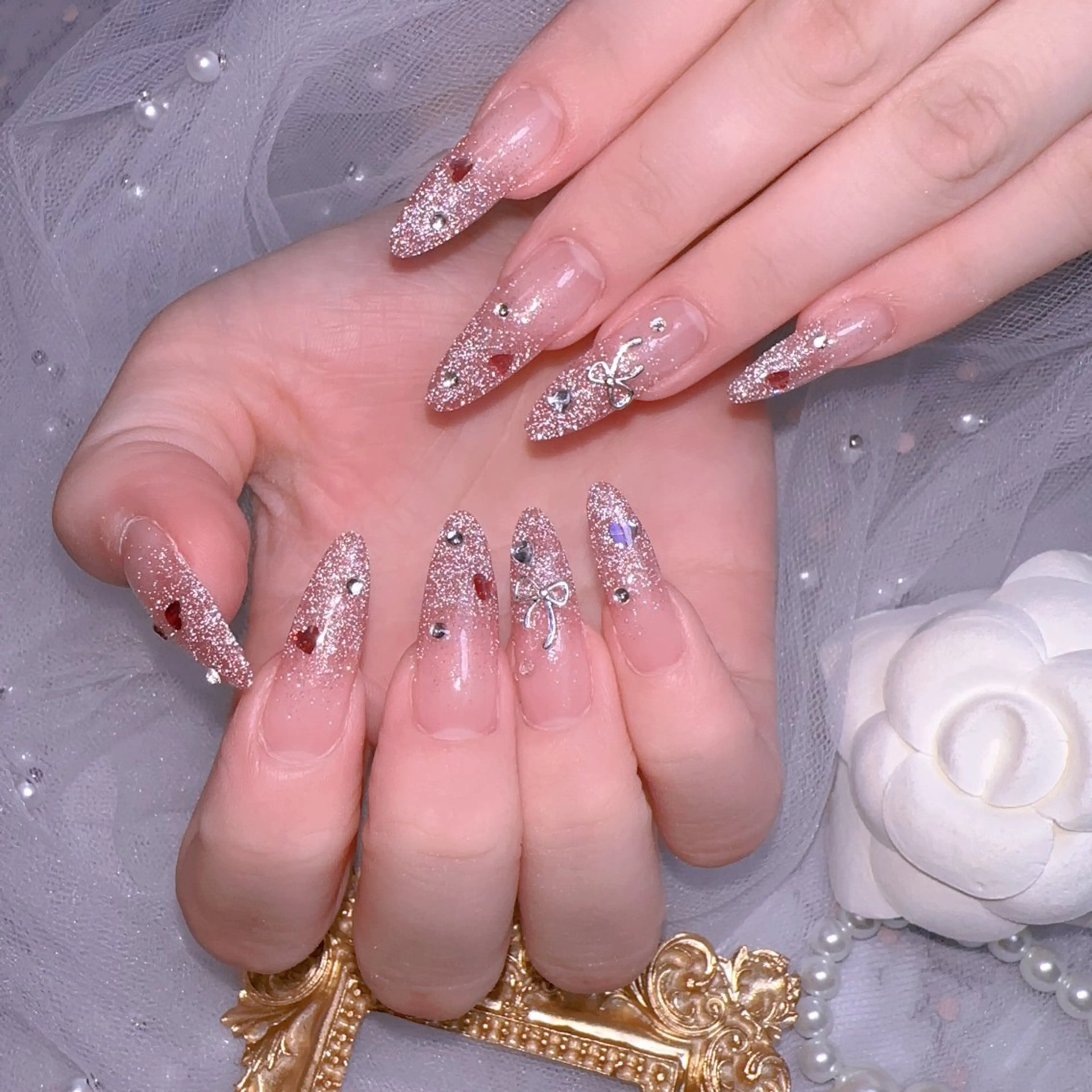 ネイル オーロラネイル フットネイル 韓国ネイル ラメ(グリッター) ラメグラデーション Belle nail salon 新小岩のネイルデザイン