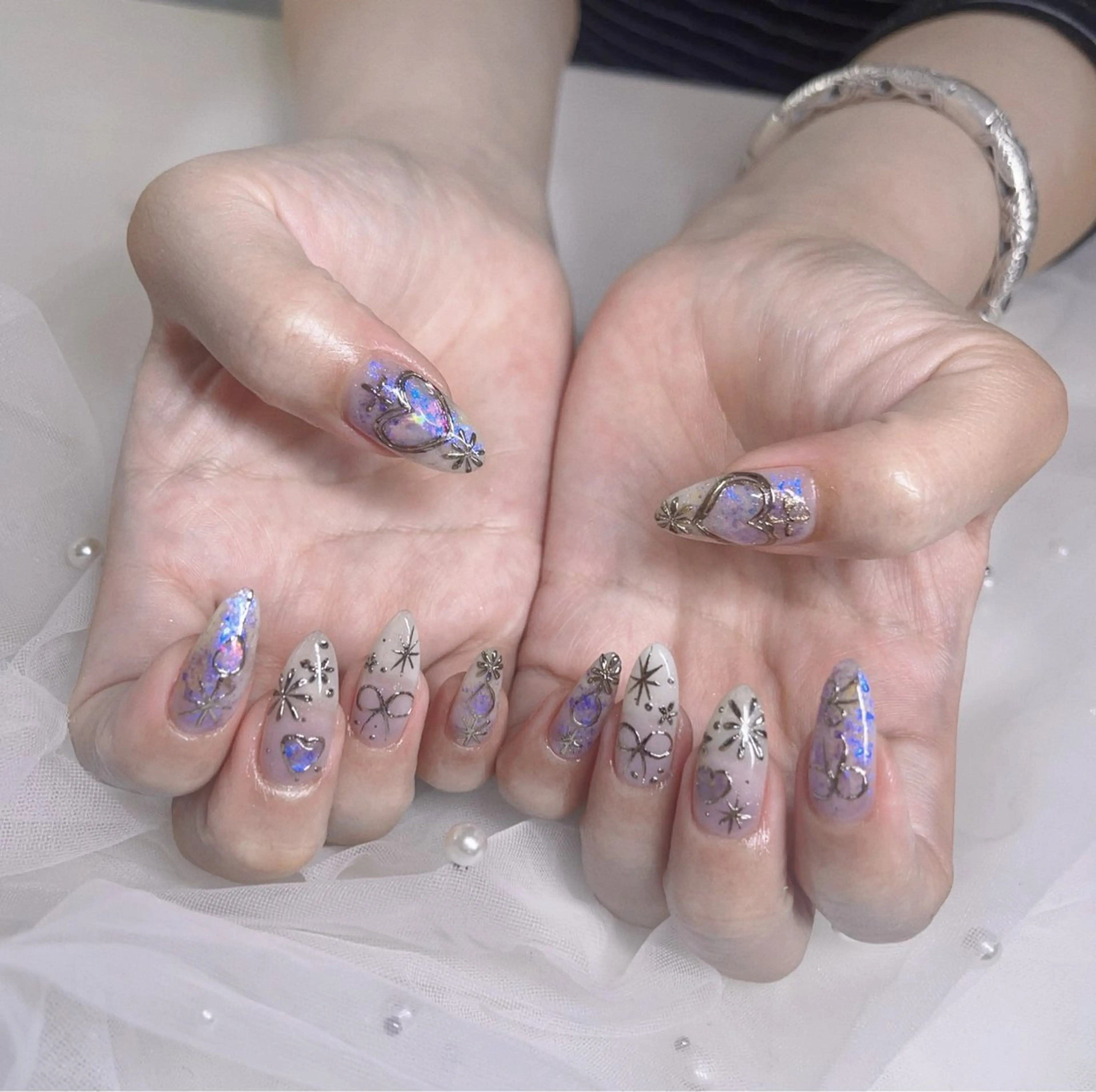 ネイル Fairyフェアリーネイルサロン所属・Nail Hibi サロンのネイルデザイン