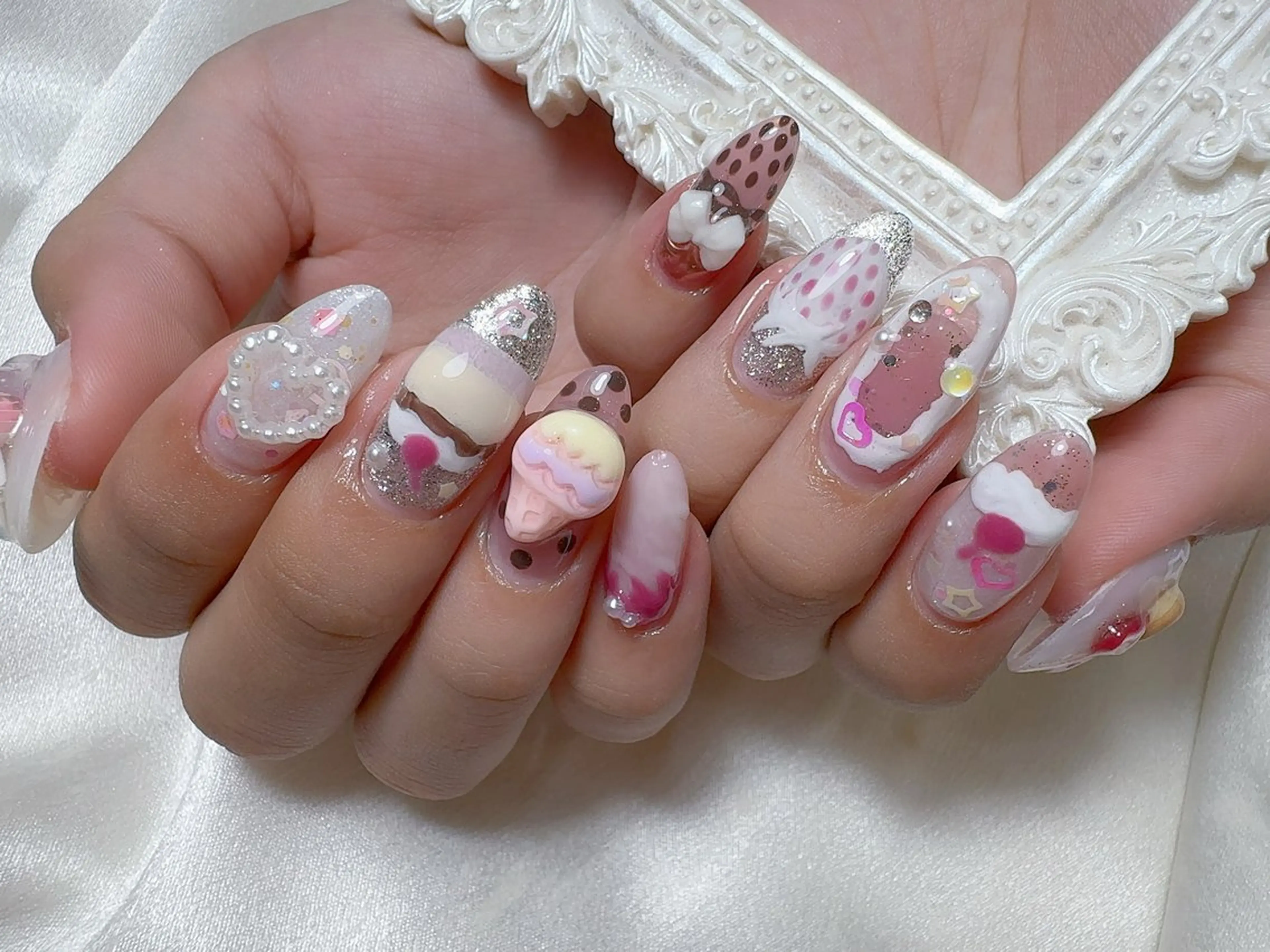 ネイル ハンドネイル ネイルサロン ルミア Lumia 店長のネイルデザイン