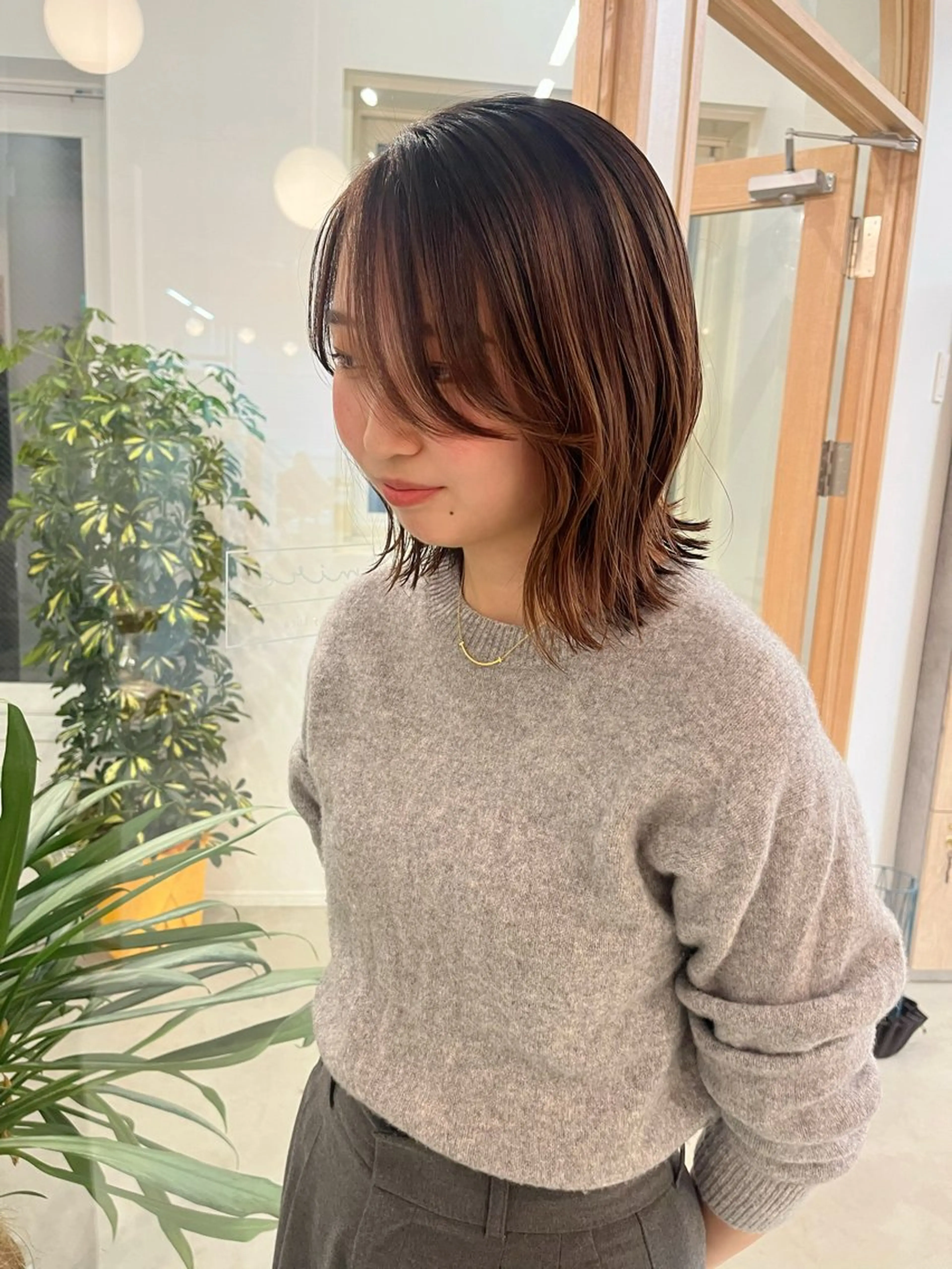 ミディアム marino/ カラー/顔周りカットのヘアスタイル