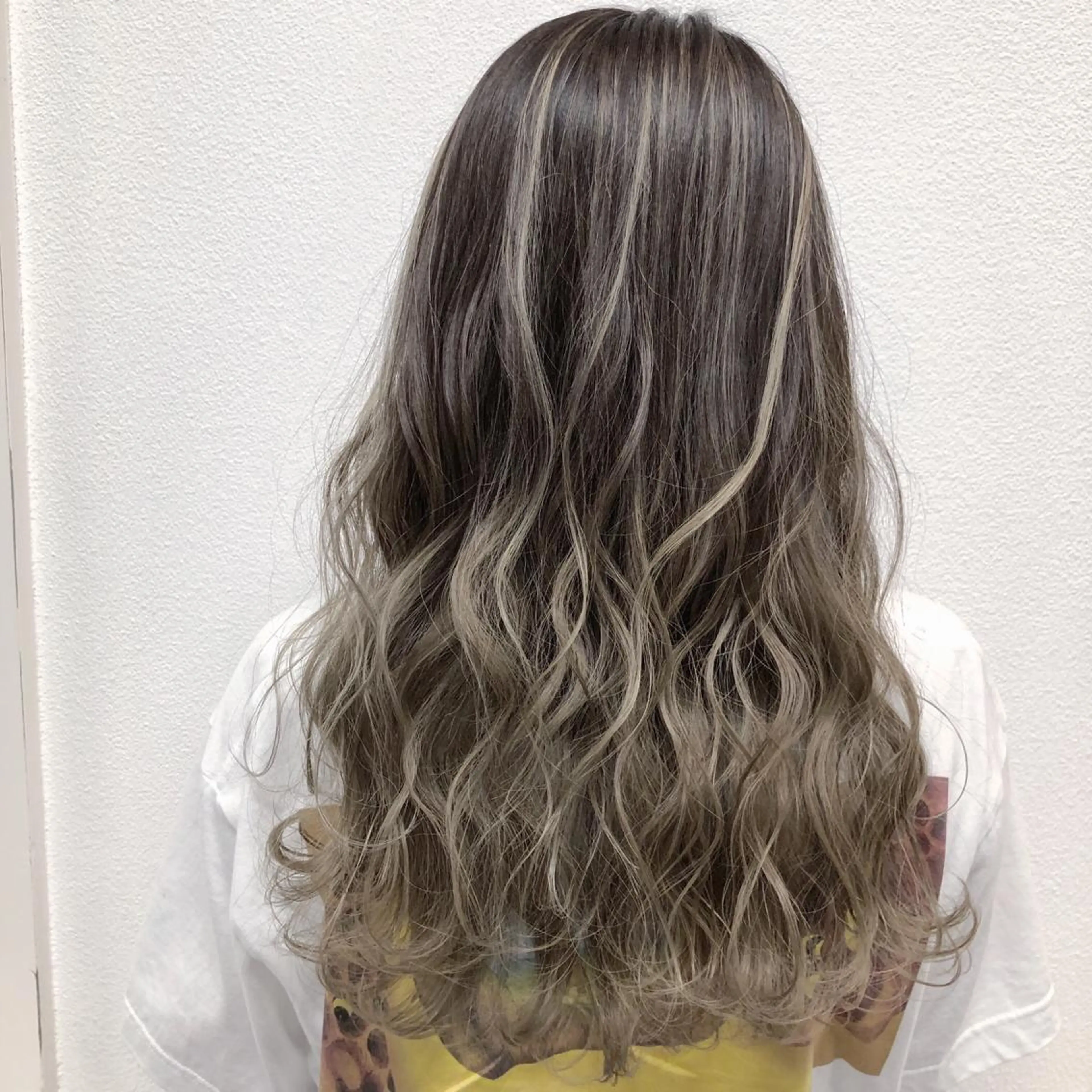 セミロング カラー ヘアアレンジ バレイヤージュ レイヤーカット ヘアカラー トリートメント GiseL天神カラー 髪質改善/ブリーチのヘアスタイル