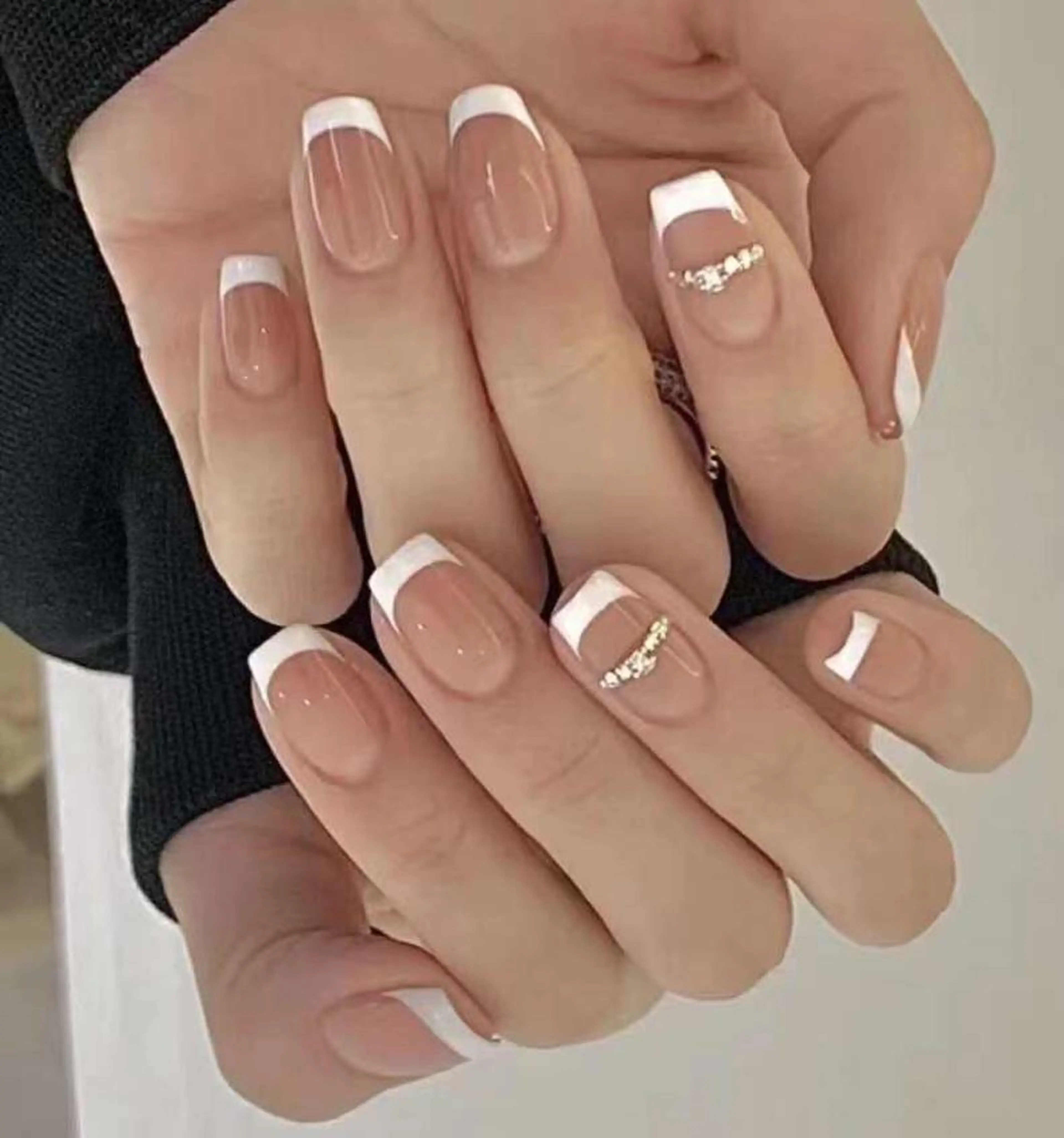 ネイル ハンドネイル リ サのネイルデザイン