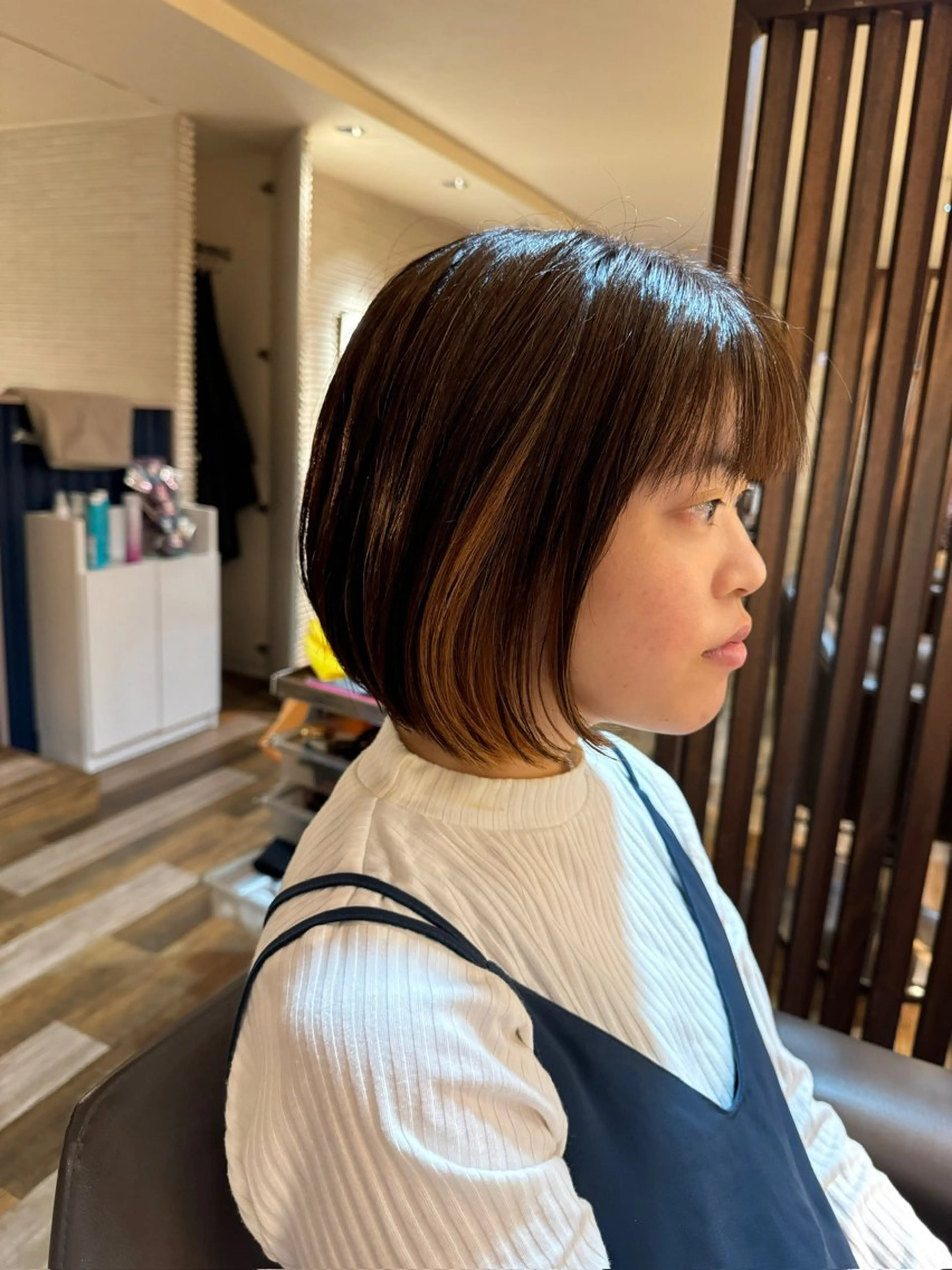 ミディアム カット ヘアカラー トリートメント 美髪矯正/縮毛矯正 越野雄大のヘアスタイル