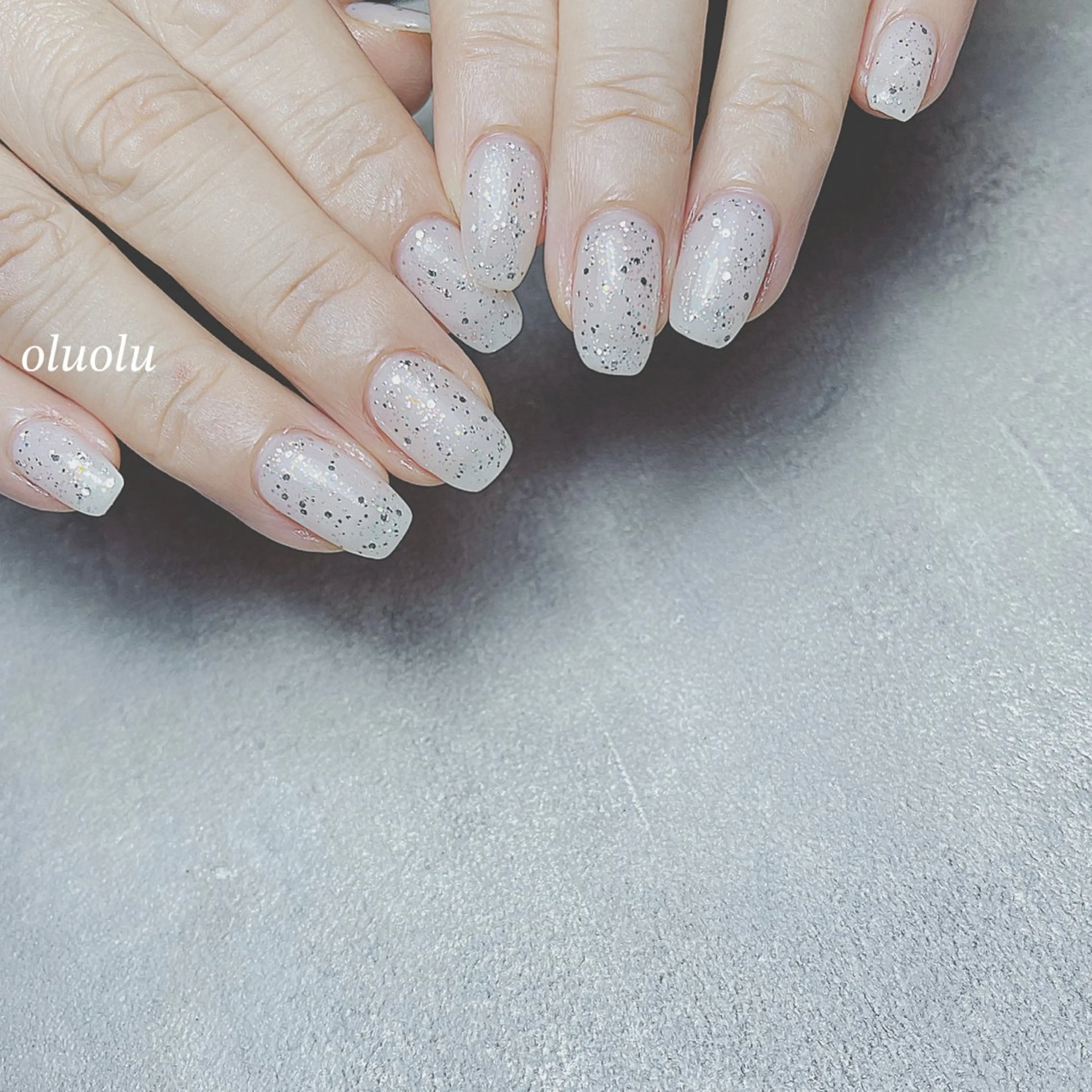 ネイル アートネイル フットネイル ラメ(グリッター) ニュアンスネイル オフィスネイル ハンドネイル 大村 紬華のネイルデザイン