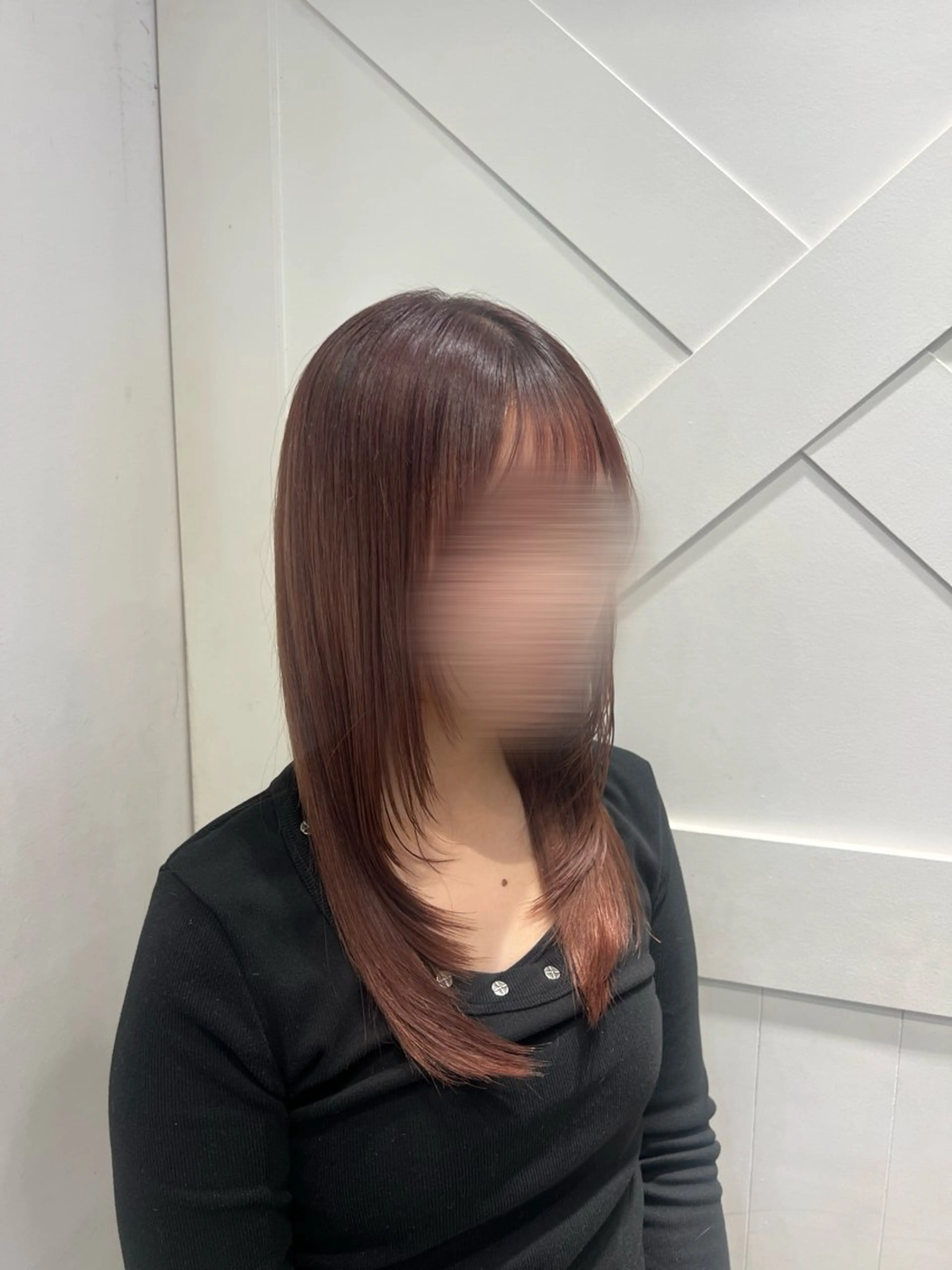 セミロング カット しゅり/韓国艶カラー 🩶🫧エクステ🎀のヘアスタイル