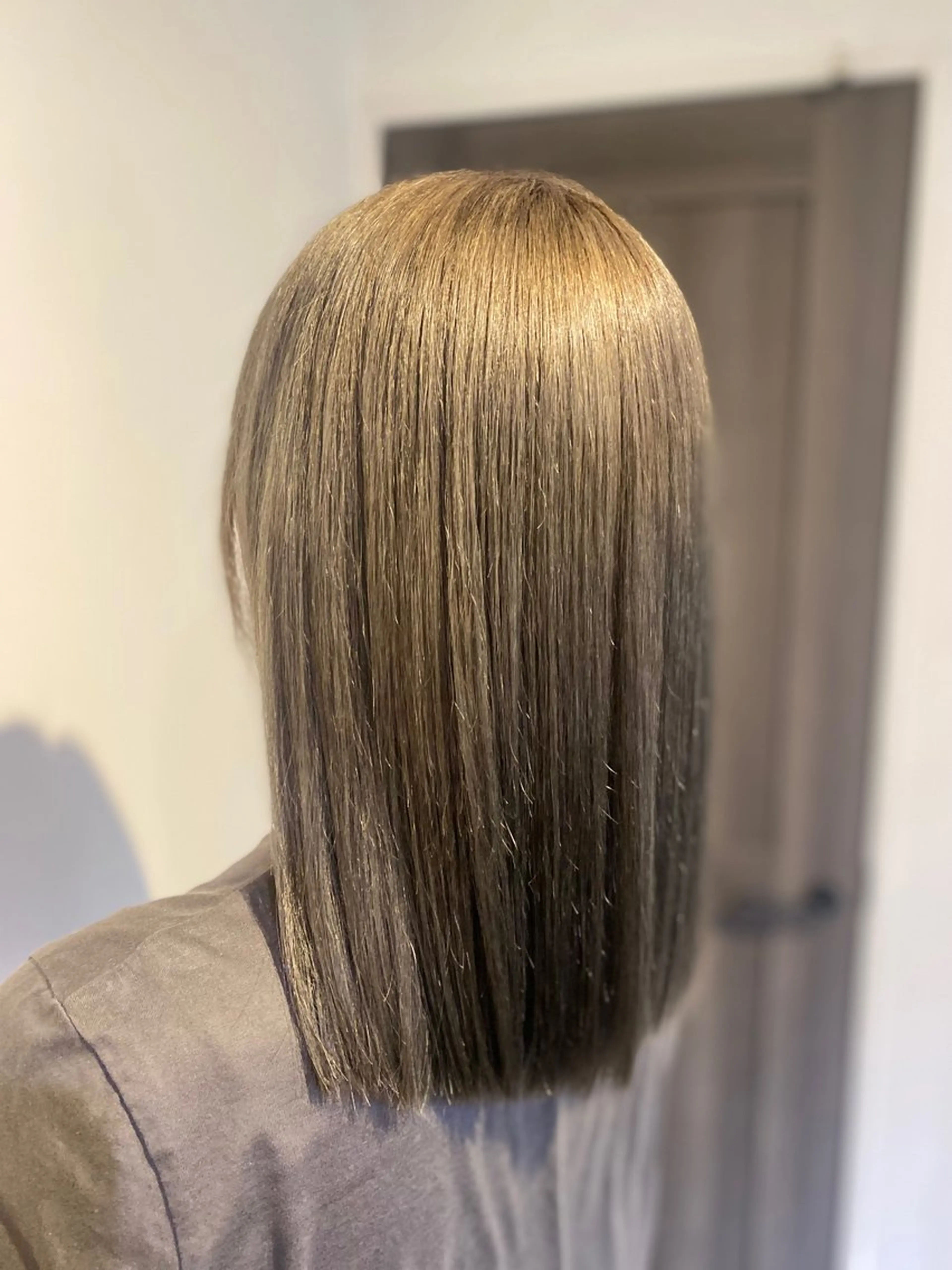 セミロング ヘアカラー 💠𝚈 𝚄 𝙸 💠のヘアスタイル