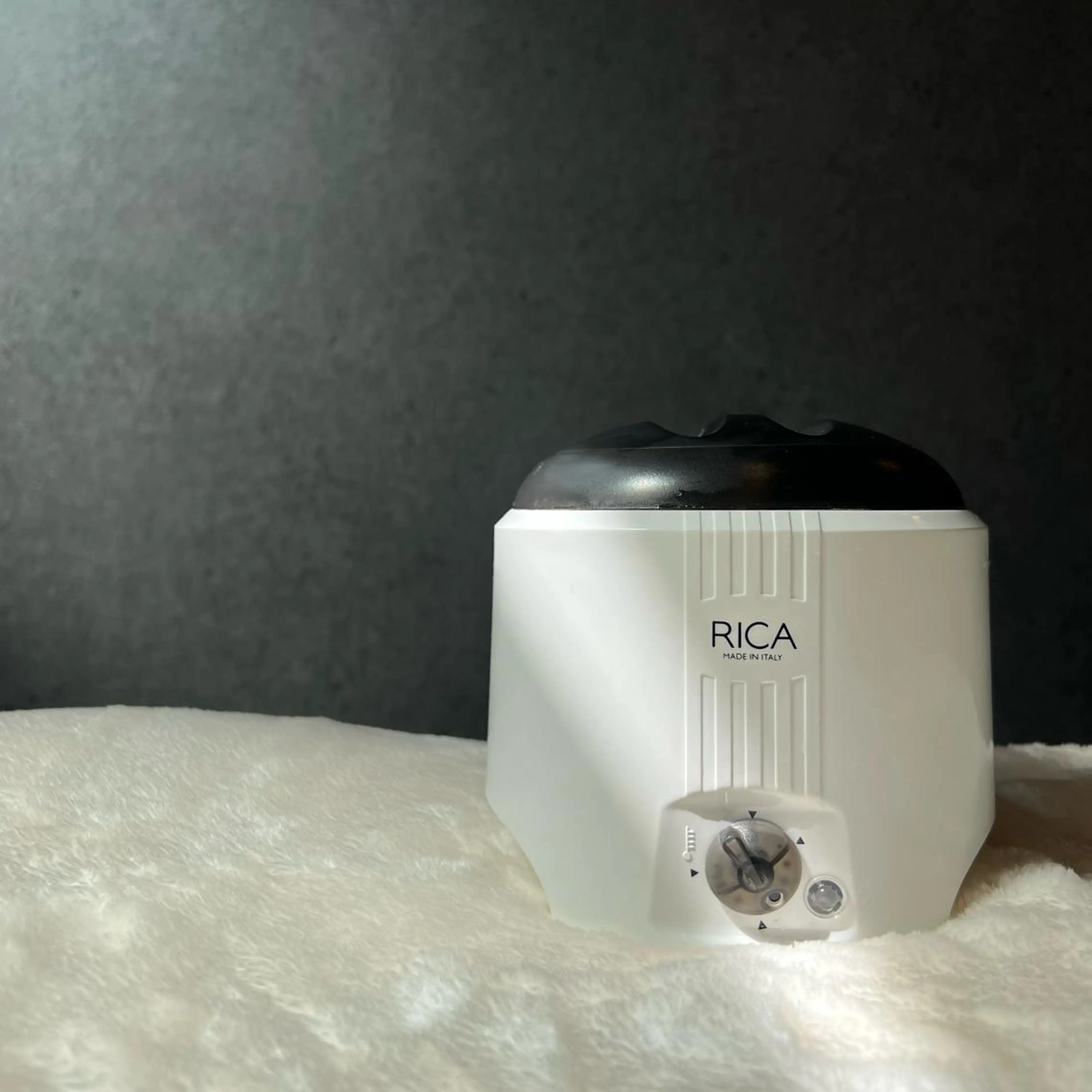 アイブロウ 眉毛ワックス脱毛 Froom Lunaのマツエク・マツパデザイン