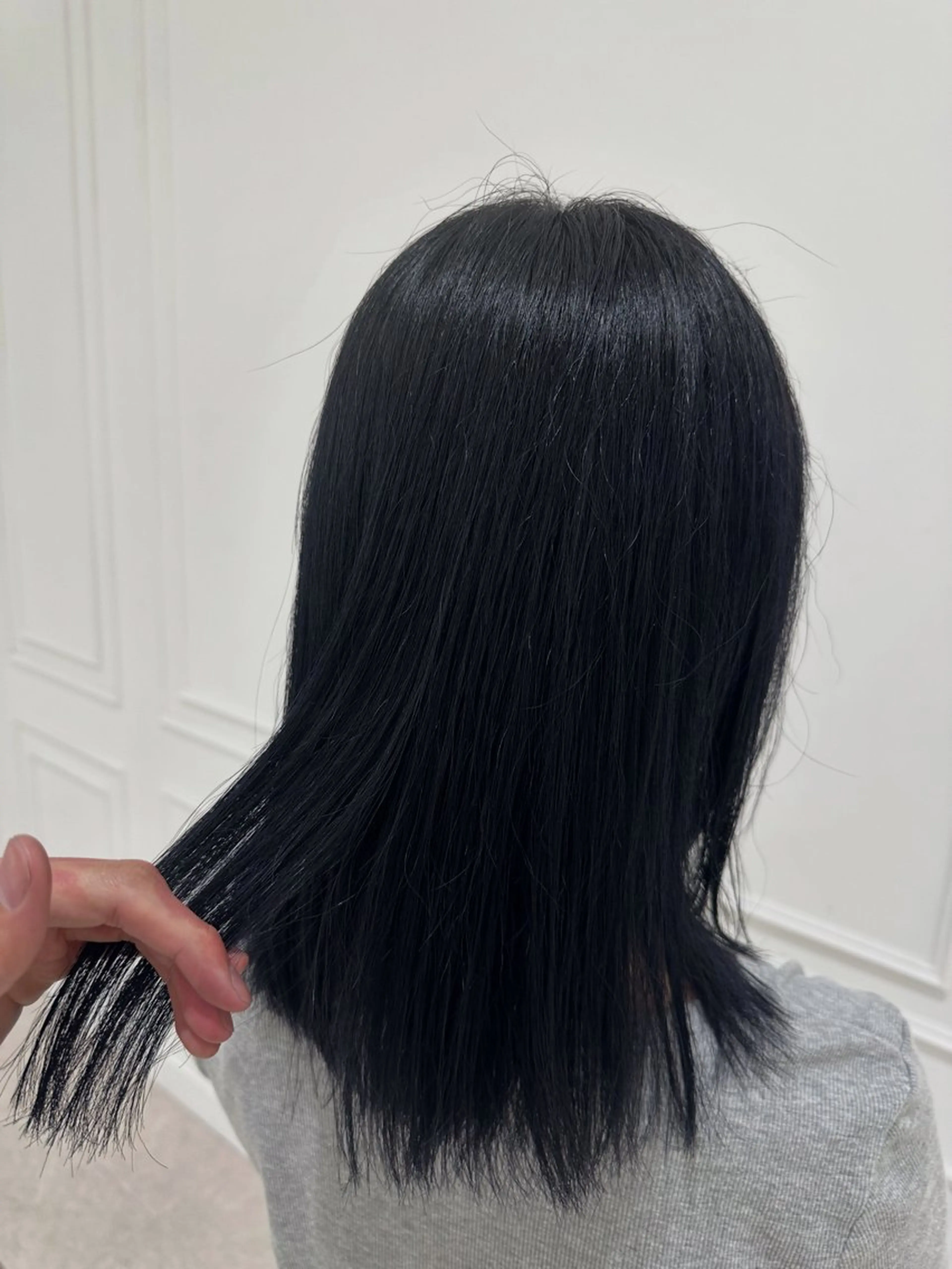 ミディアム 岡脇 士恩のヘアスタイル