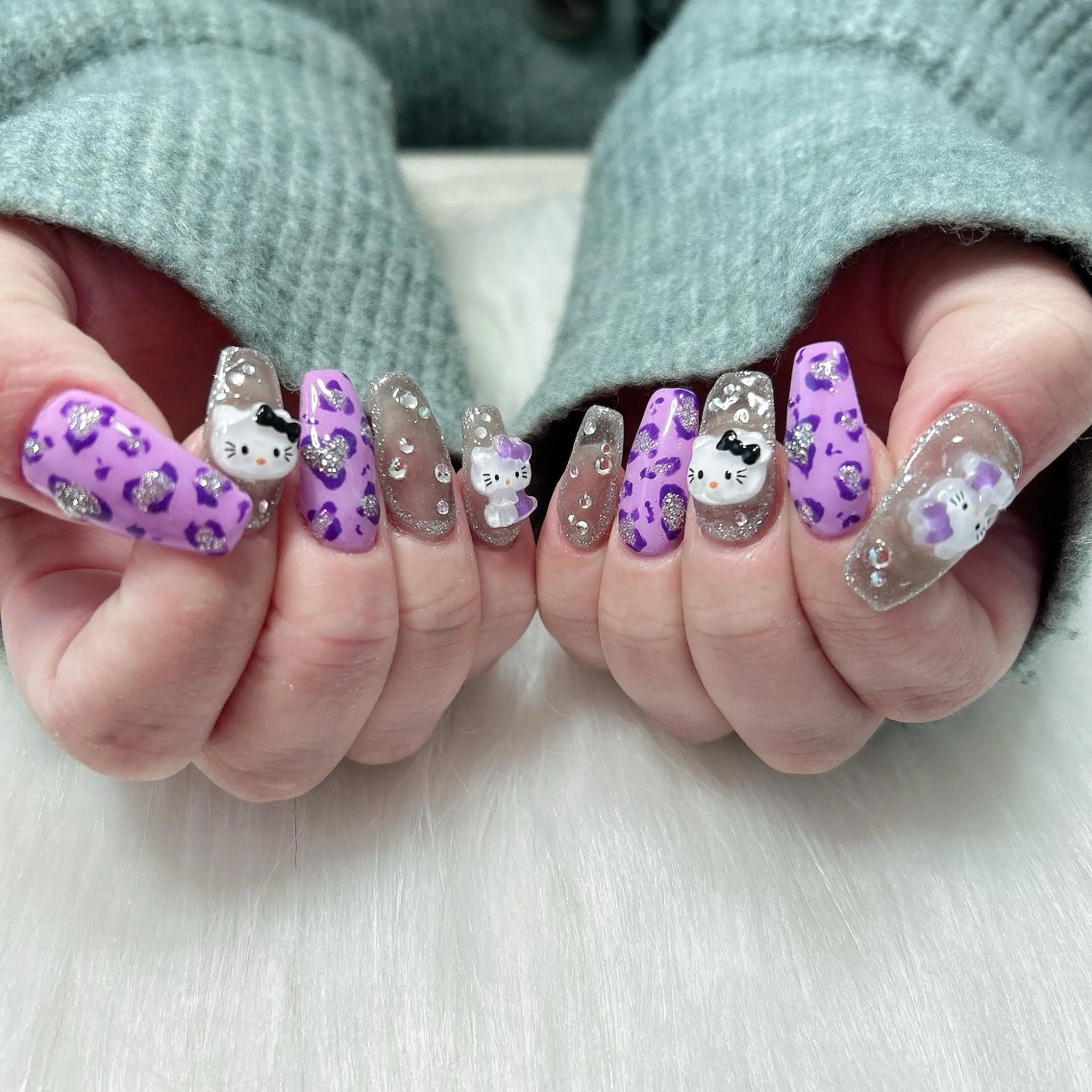 ネイル 持ち込み ハンドネイル フットネイル Adite nailのネイルデザイン